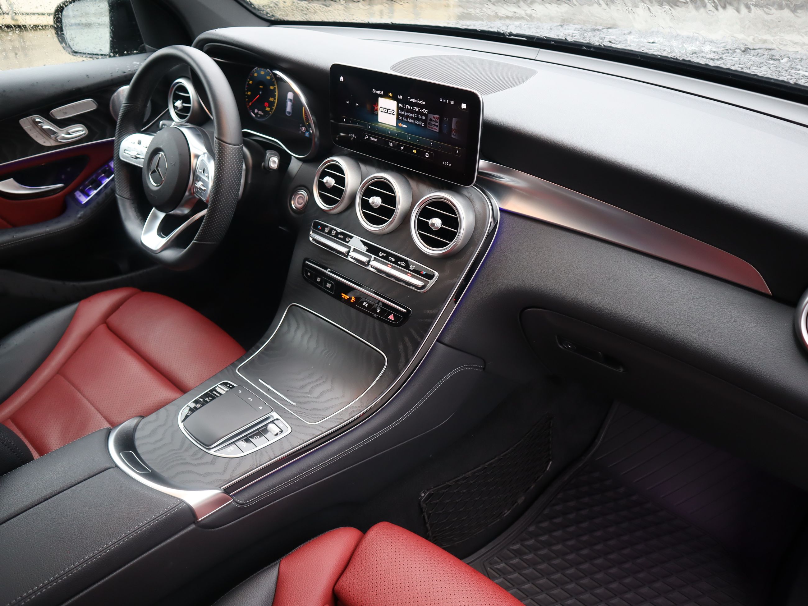 Mercedes-Benz GLC300  2020 à Vancouver, Colombie-Britannique