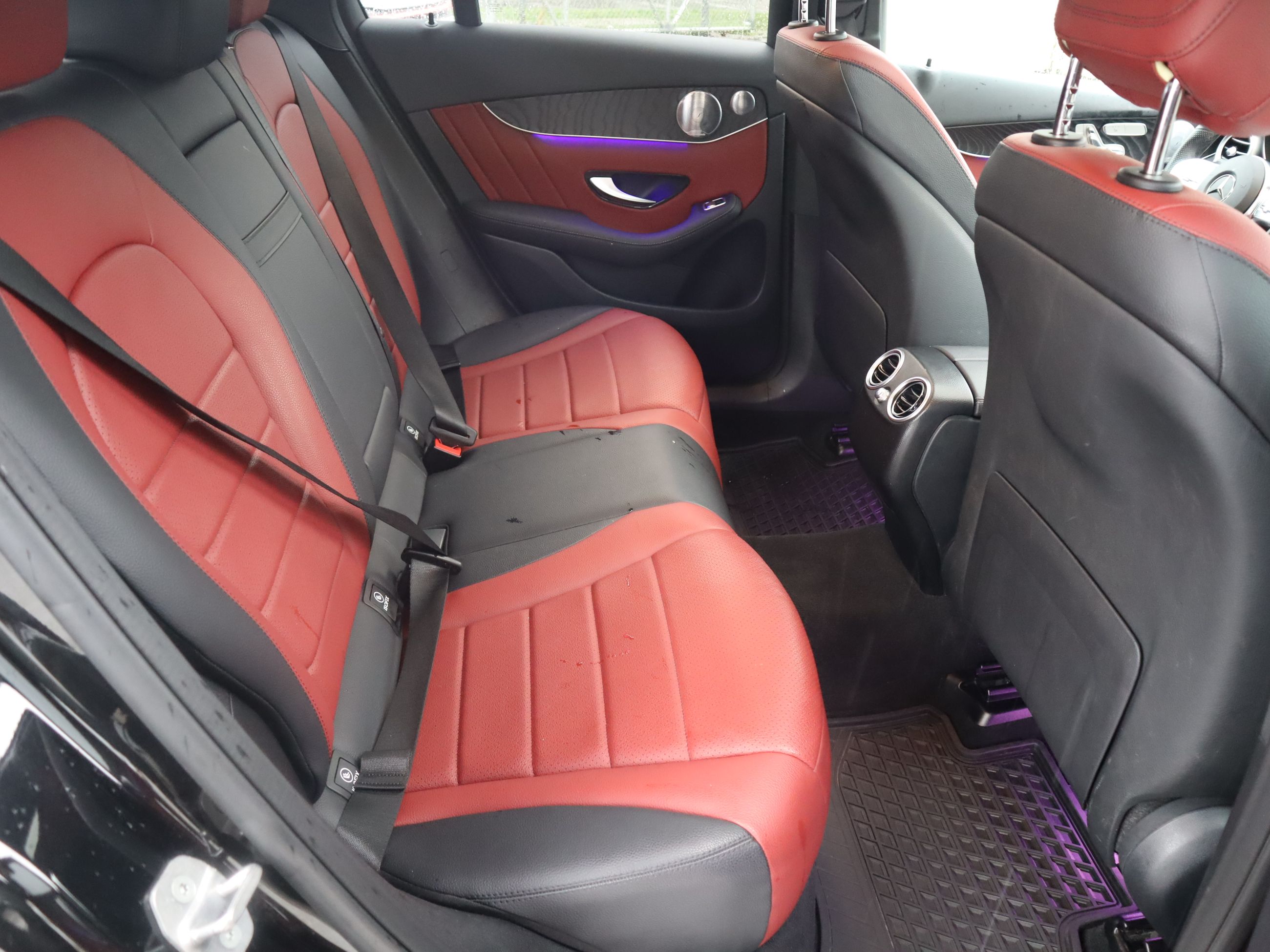 Mercedes-Benz GLC300  2020 à Vancouver, Colombie-Britannique