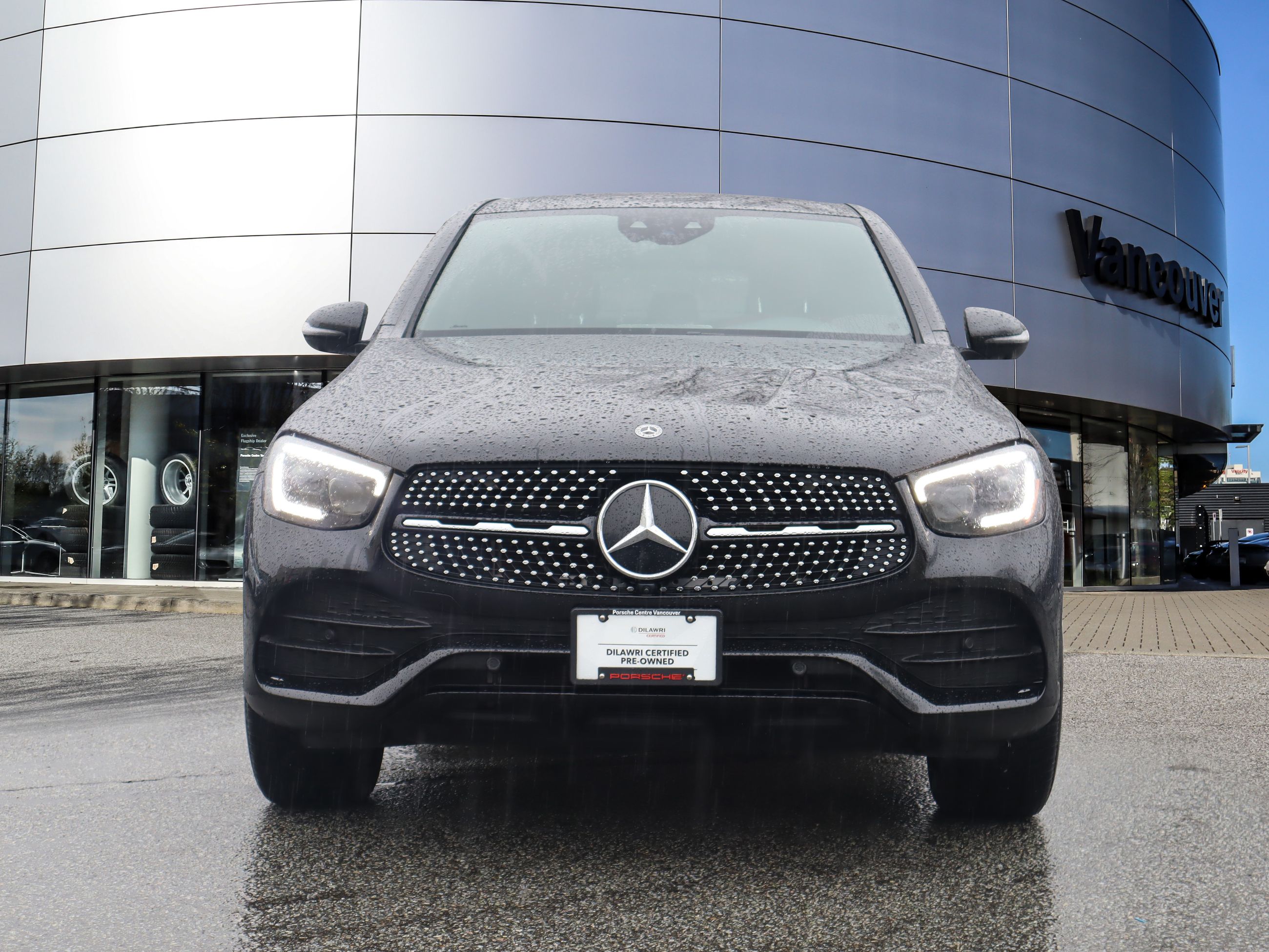 Mercedes-Benz GLC300  2020 à Vancouver, Colombie-Britannique