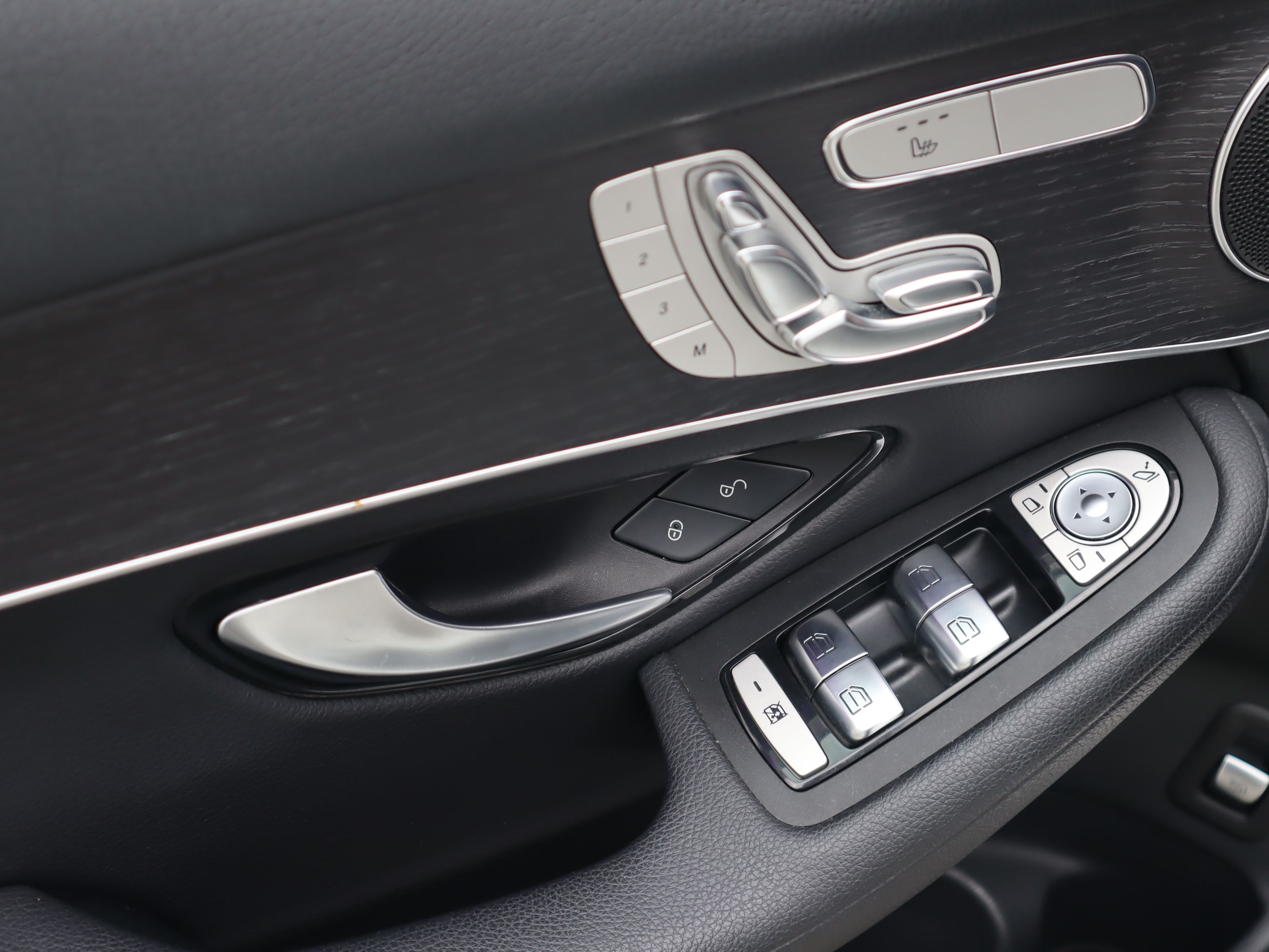 2021 Mercedes-Benz GLC300 in Vancouver, British Columbia