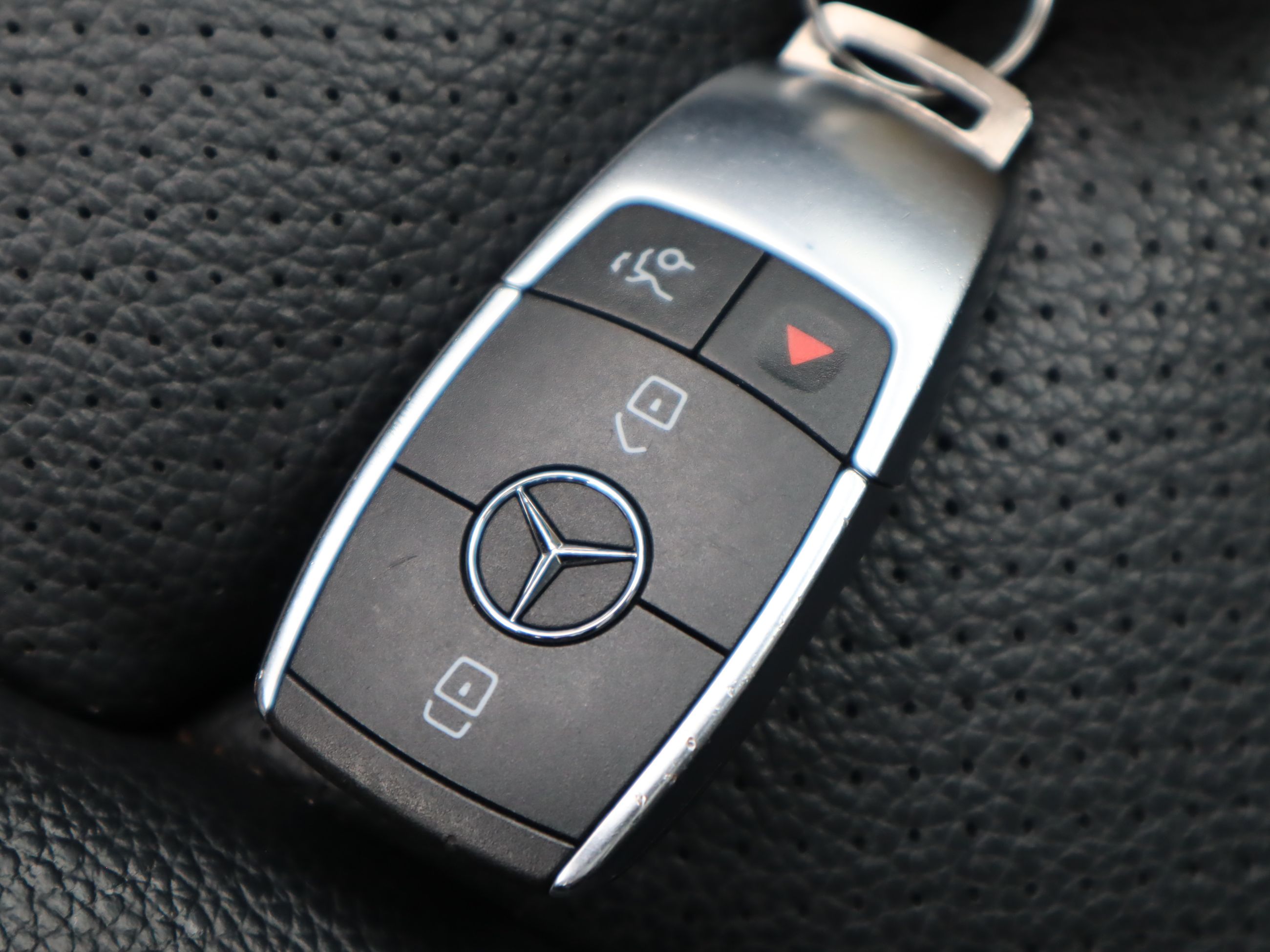 2021 Mercedes-Benz GLC300 in Vancouver, British Columbia