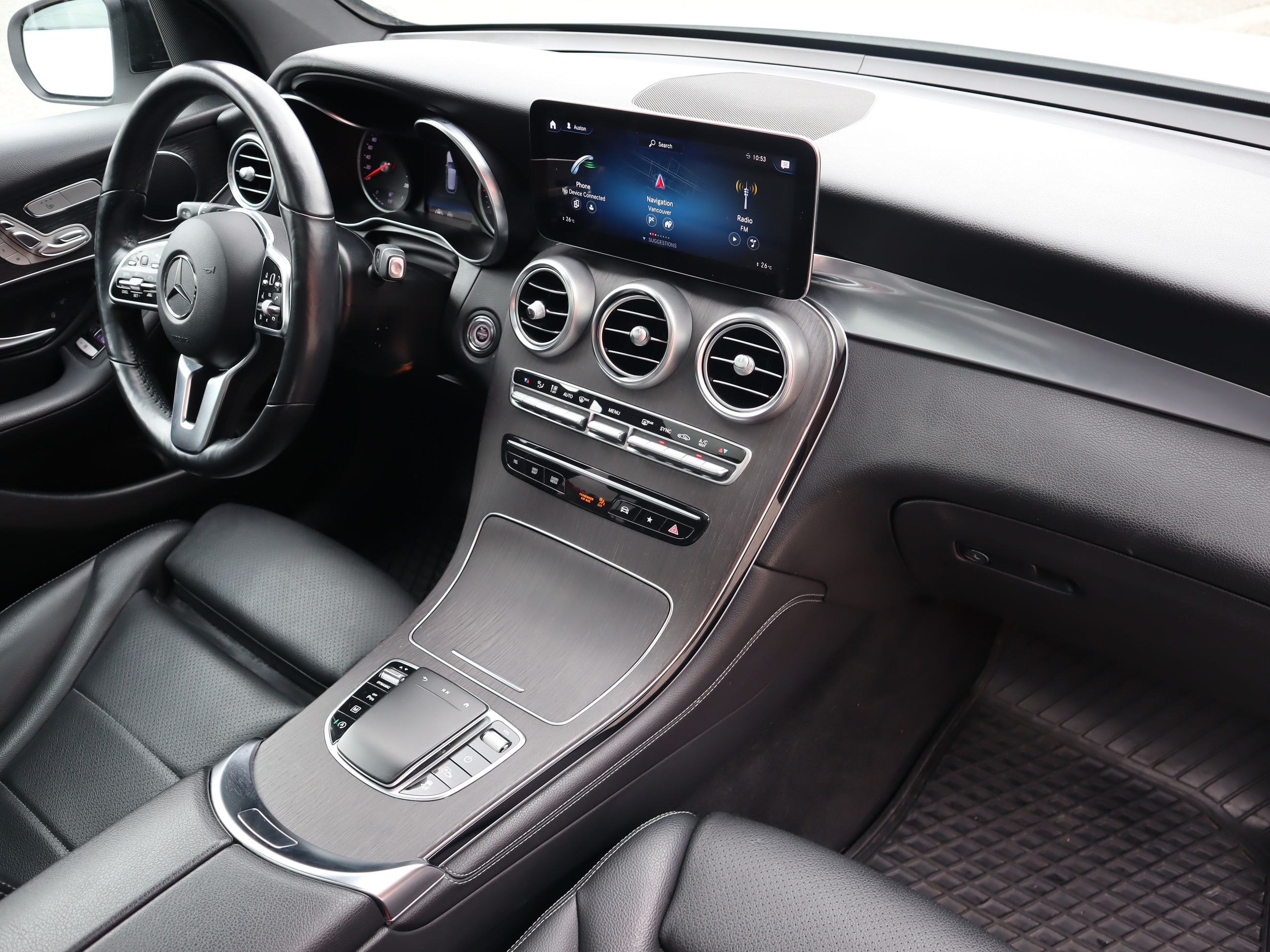 2021 Mercedes-Benz GLC300 in Vancouver, British Columbia