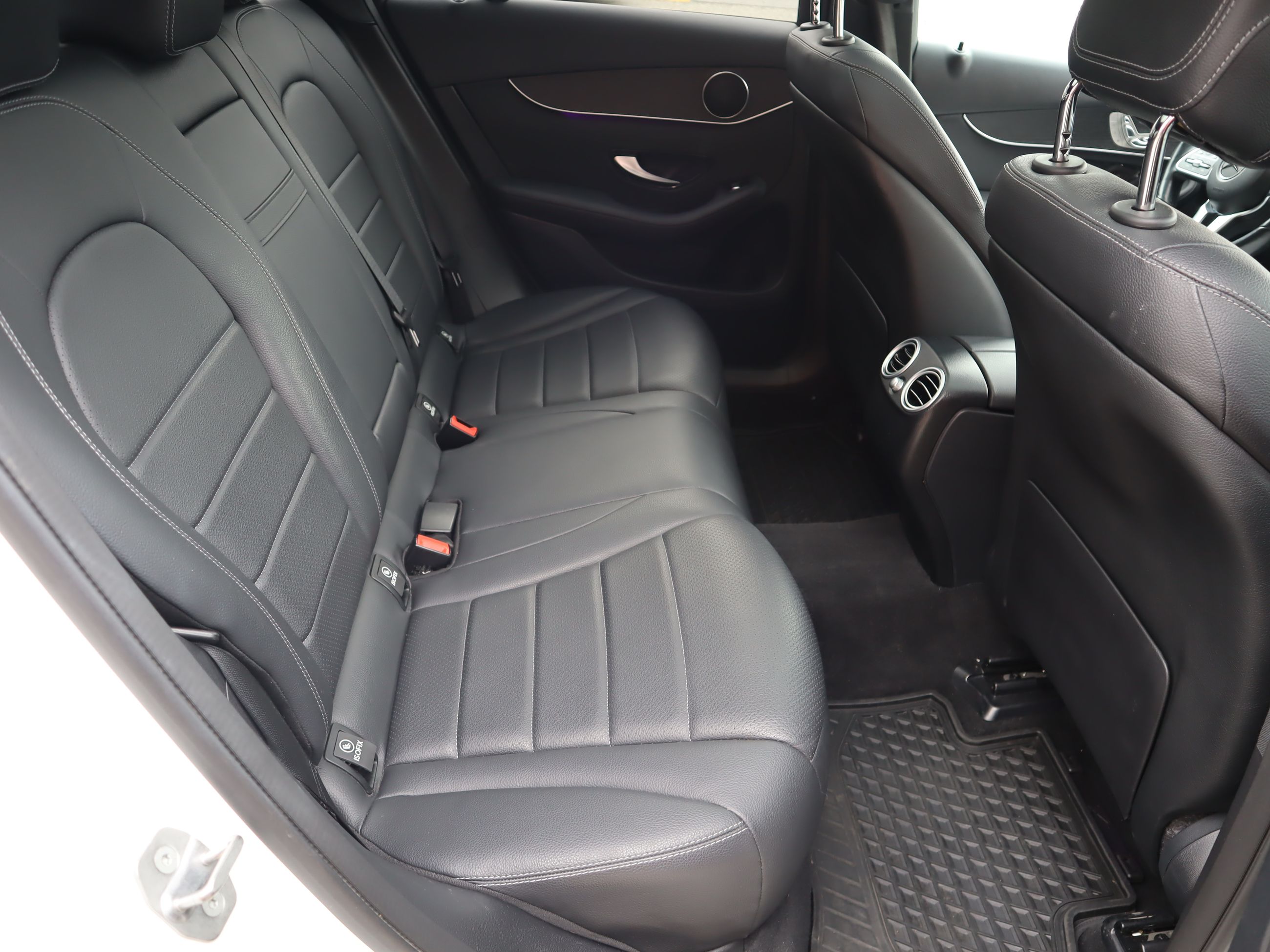 2021 Mercedes-Benz GLC300 in Vancouver, British Columbia