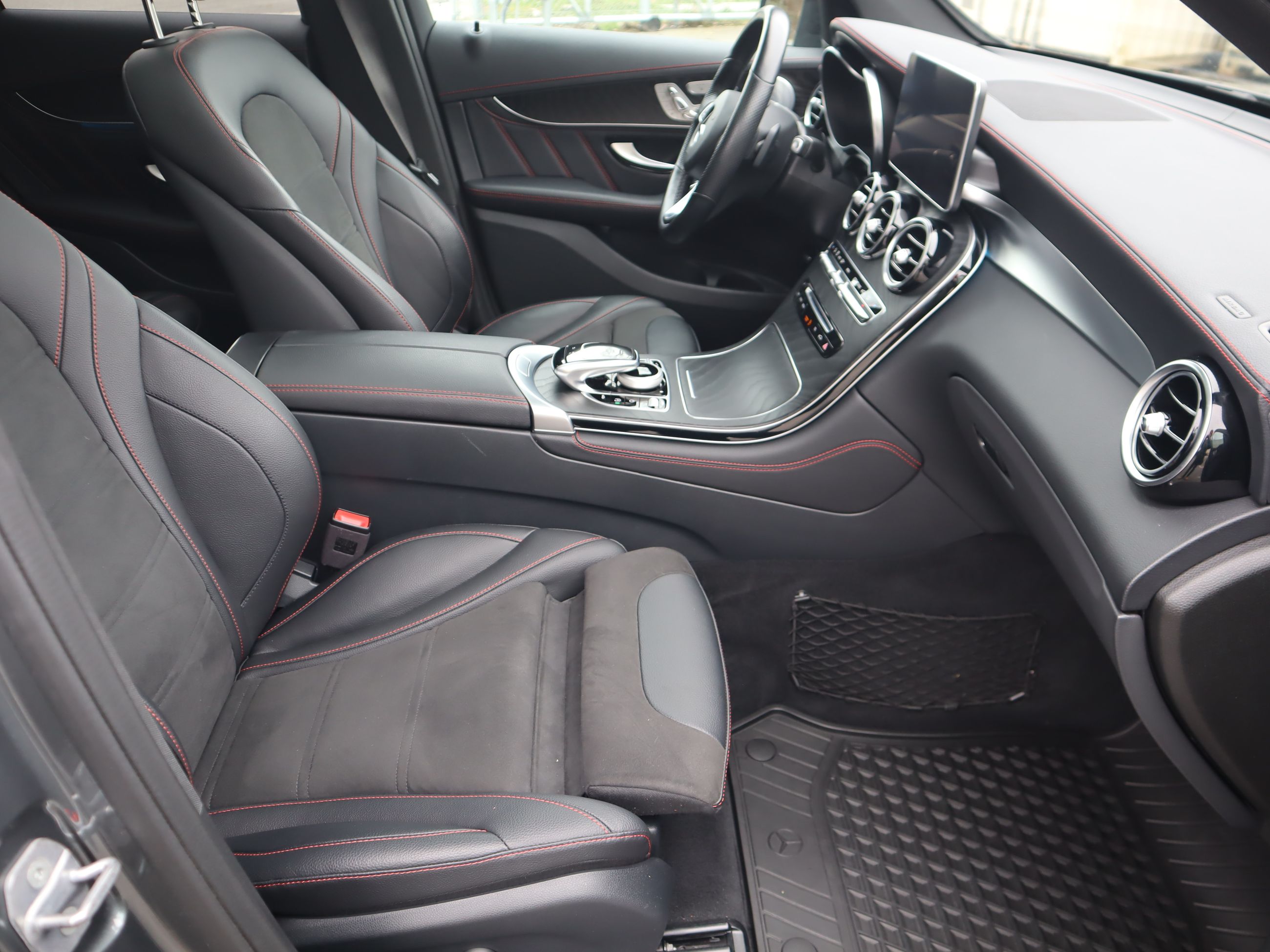 Mercedes-Benz GLC43 AMG  2019 à Vancouver, Colombie-Britannique