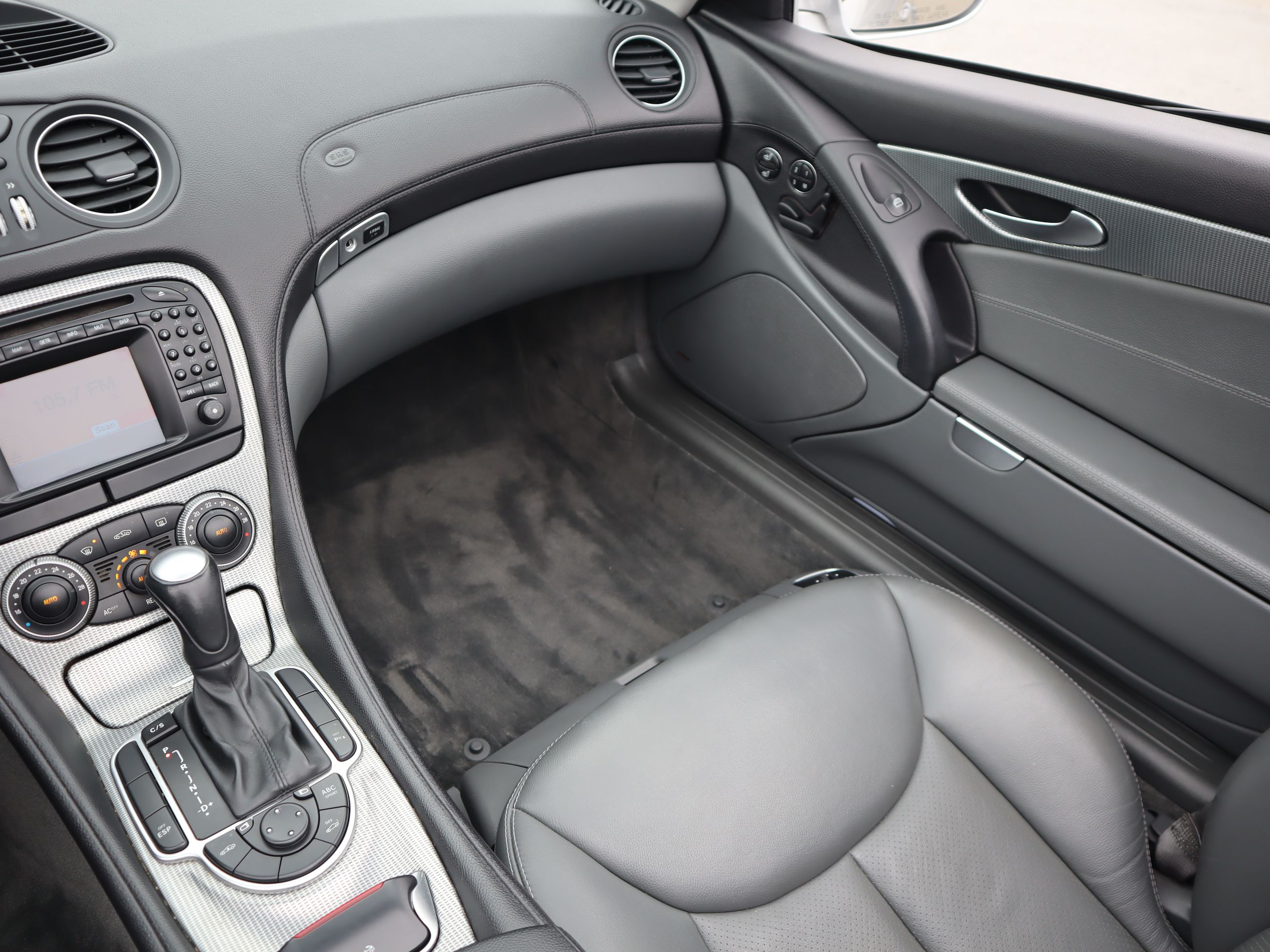 2004 Mercedes-Benz SL500 in Vancouver, British Columbia