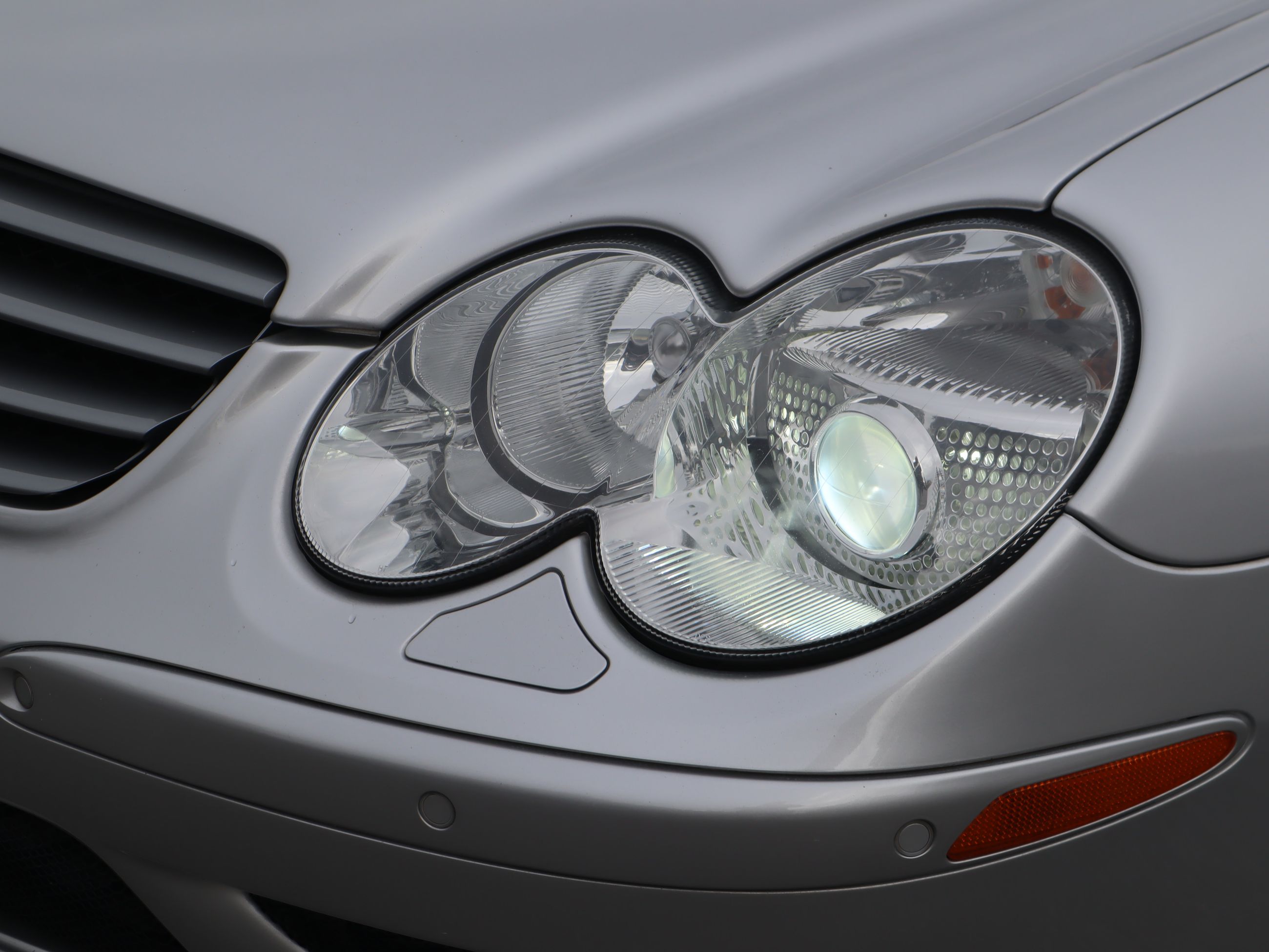 2004 Mercedes-Benz SL500 in Vancouver, British Columbia