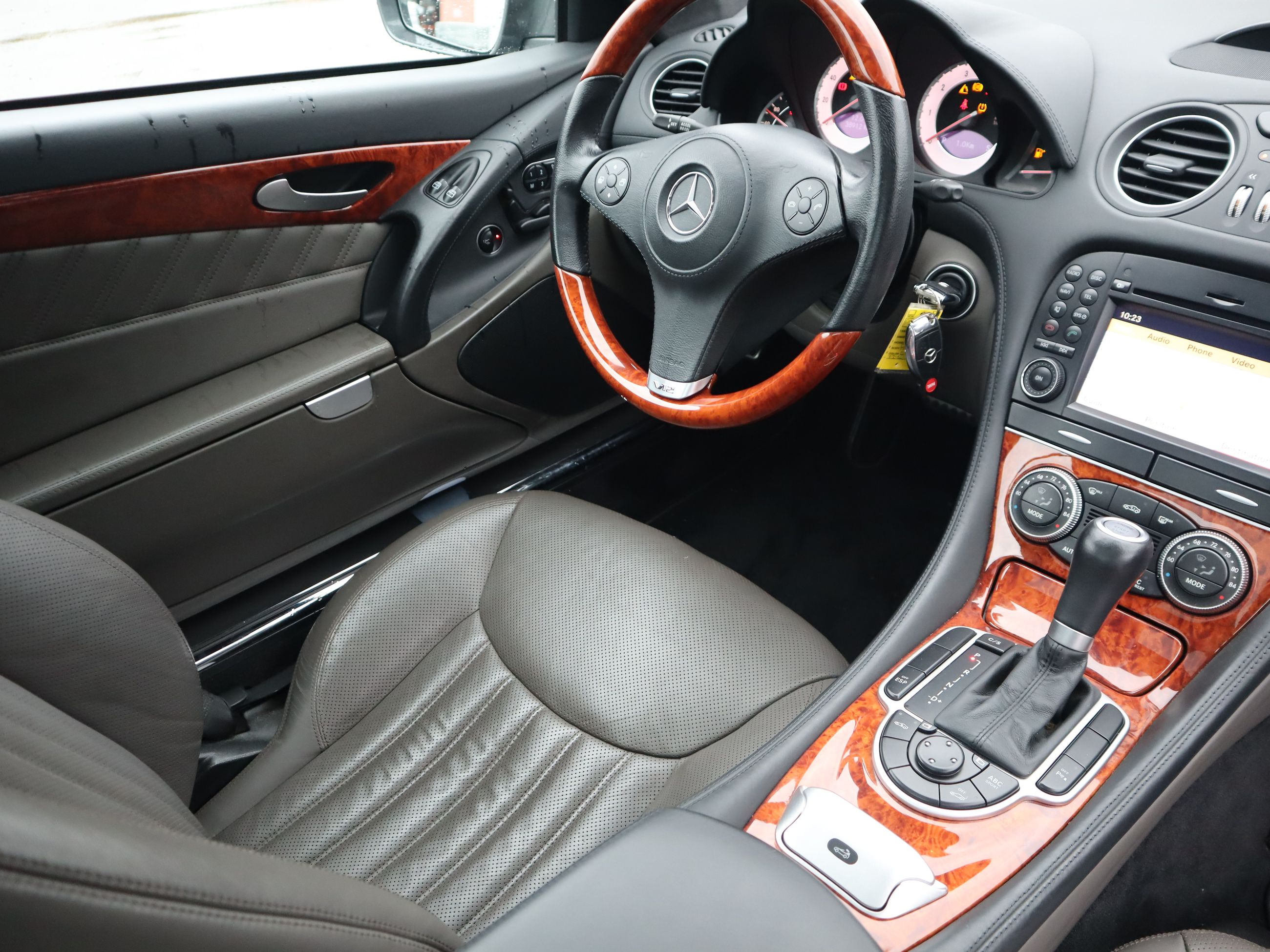 Mercedes-Benz SL600  2009 à Vancouver, Colombie-Britannique