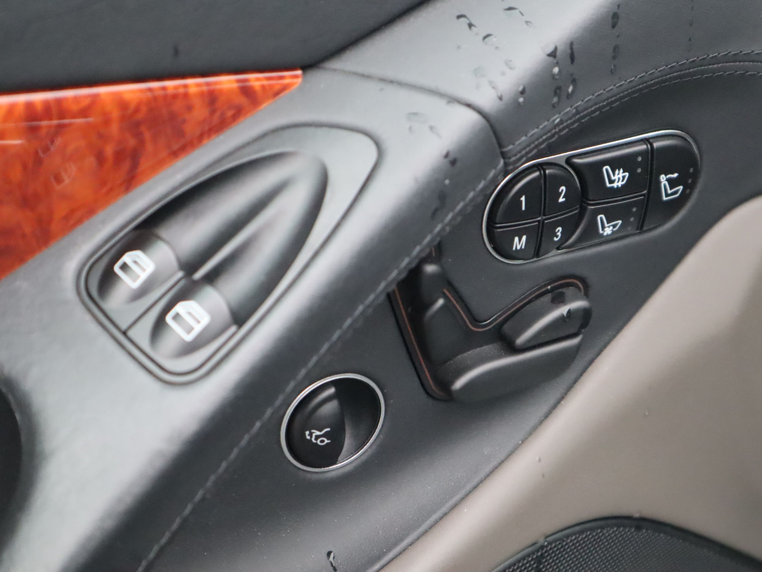 Mercedes-Benz SL600  2009 à Vancouver, Colombie-Britannique