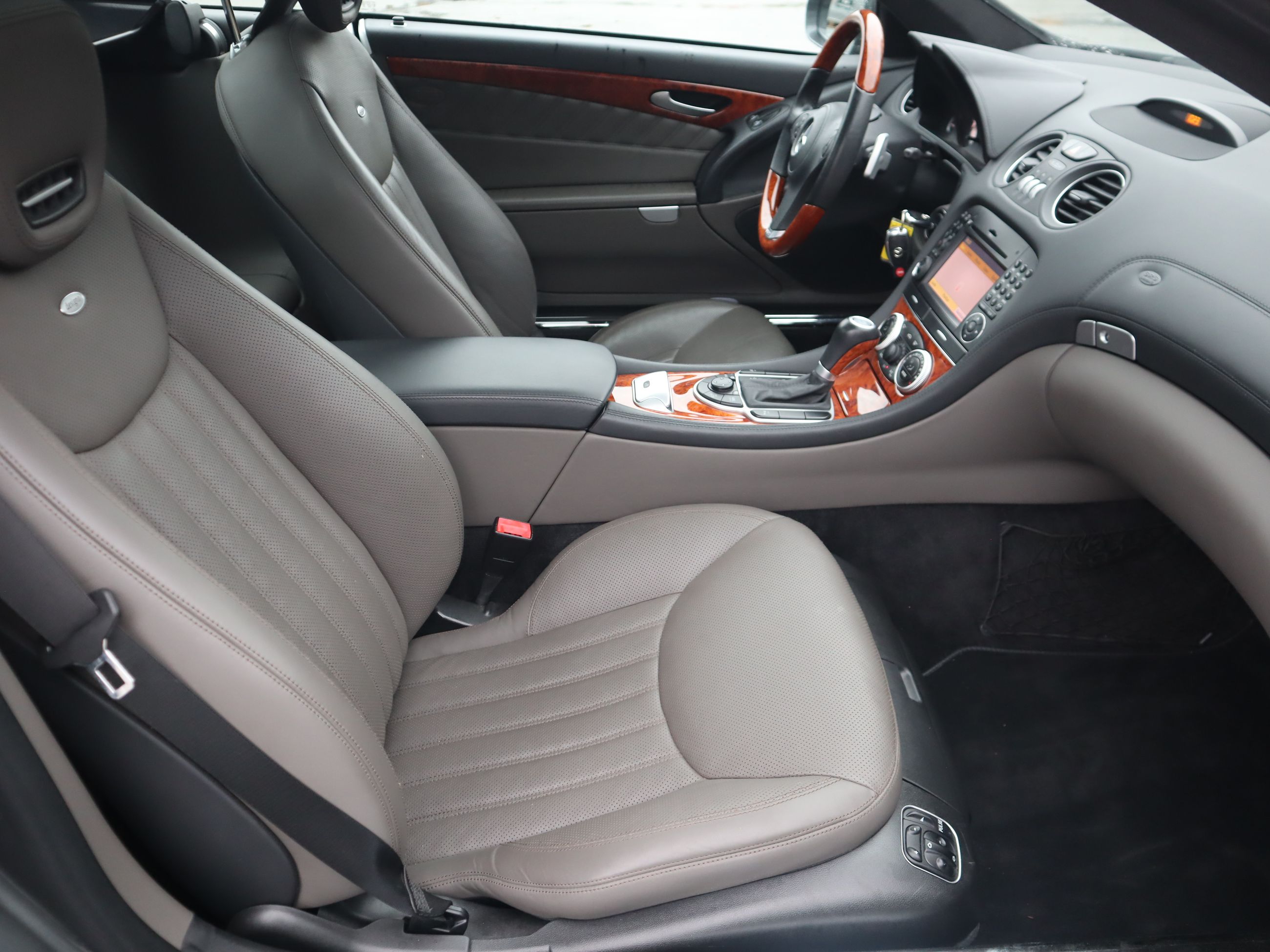 Mercedes-Benz SL600  2009 à Vancouver, Colombie-Britannique