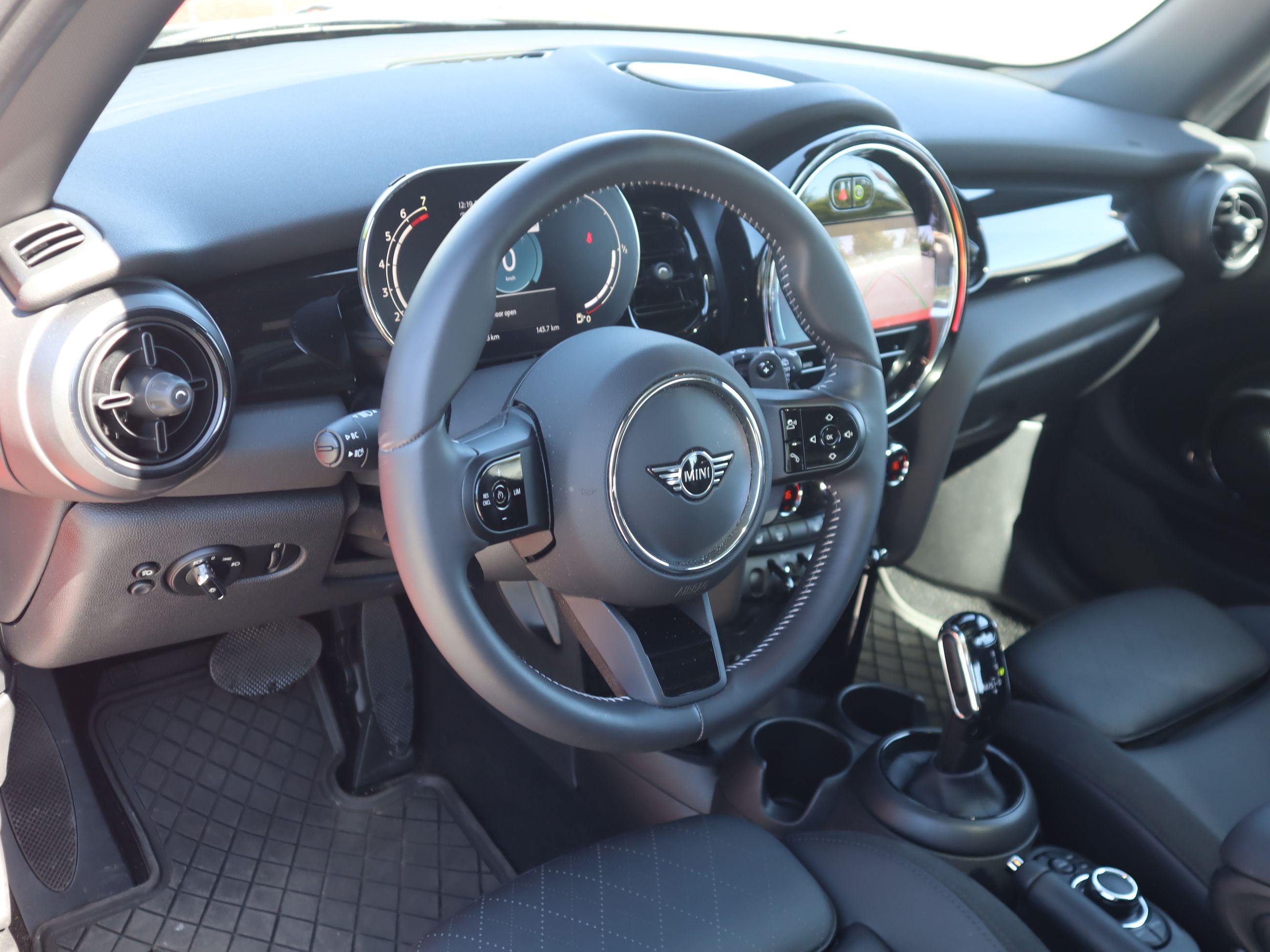 2023 MINI 3 Door in Vancouver, British Columbia