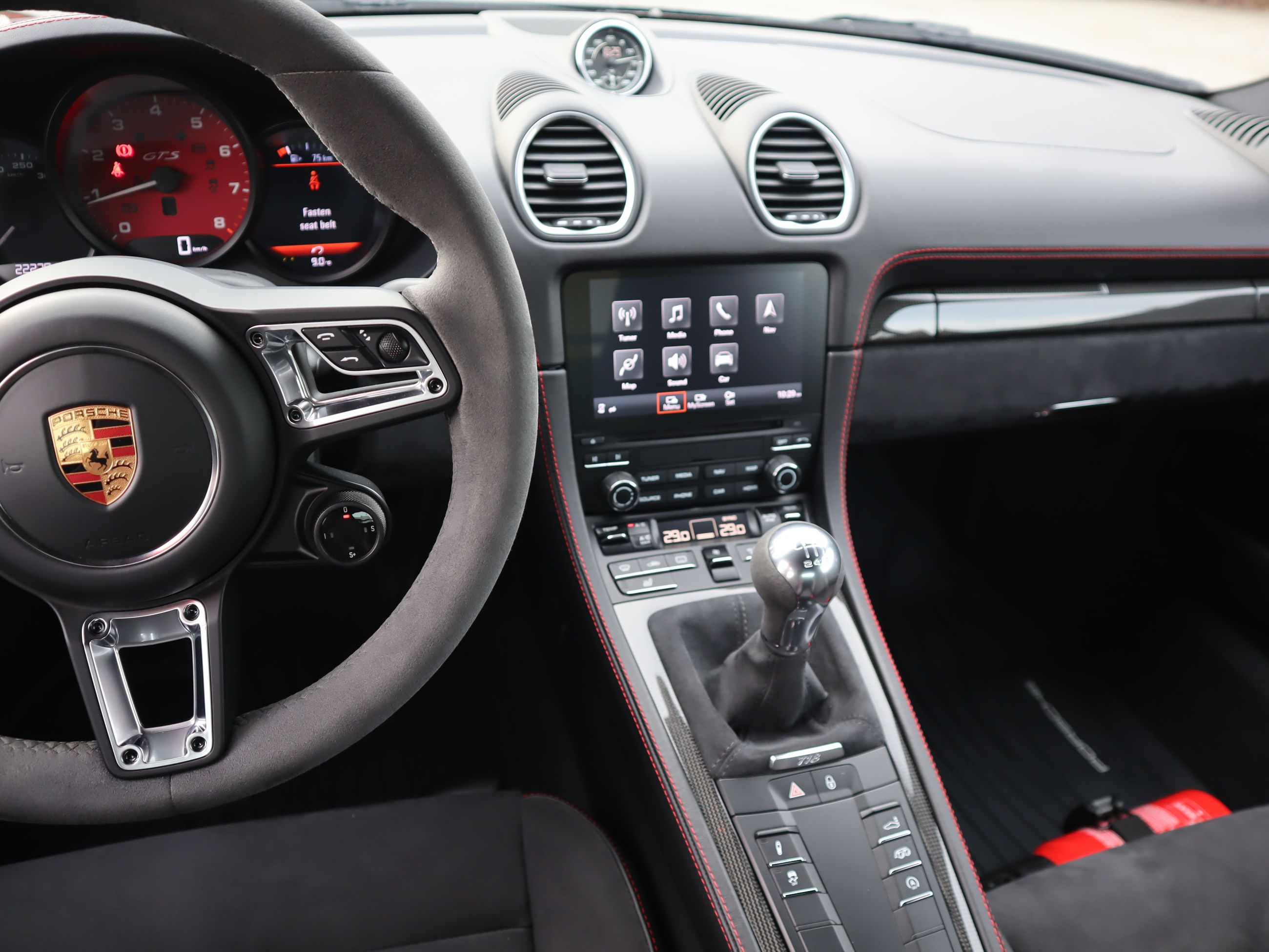 2018 Porsche 718 Cayman in Vancouver, British Columbia