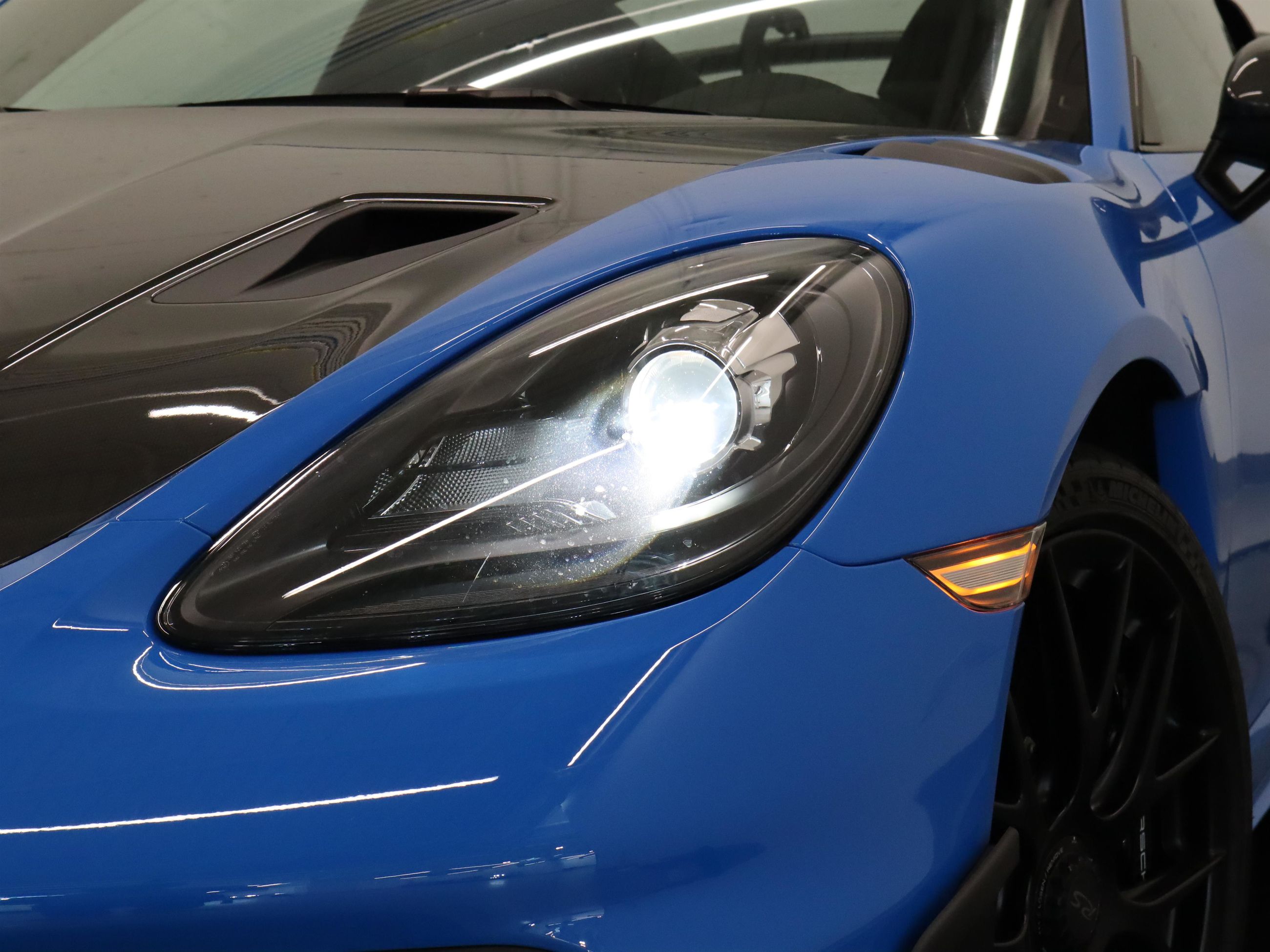 2023 Porsche 718 Cayman in Vancouver, British Columbia