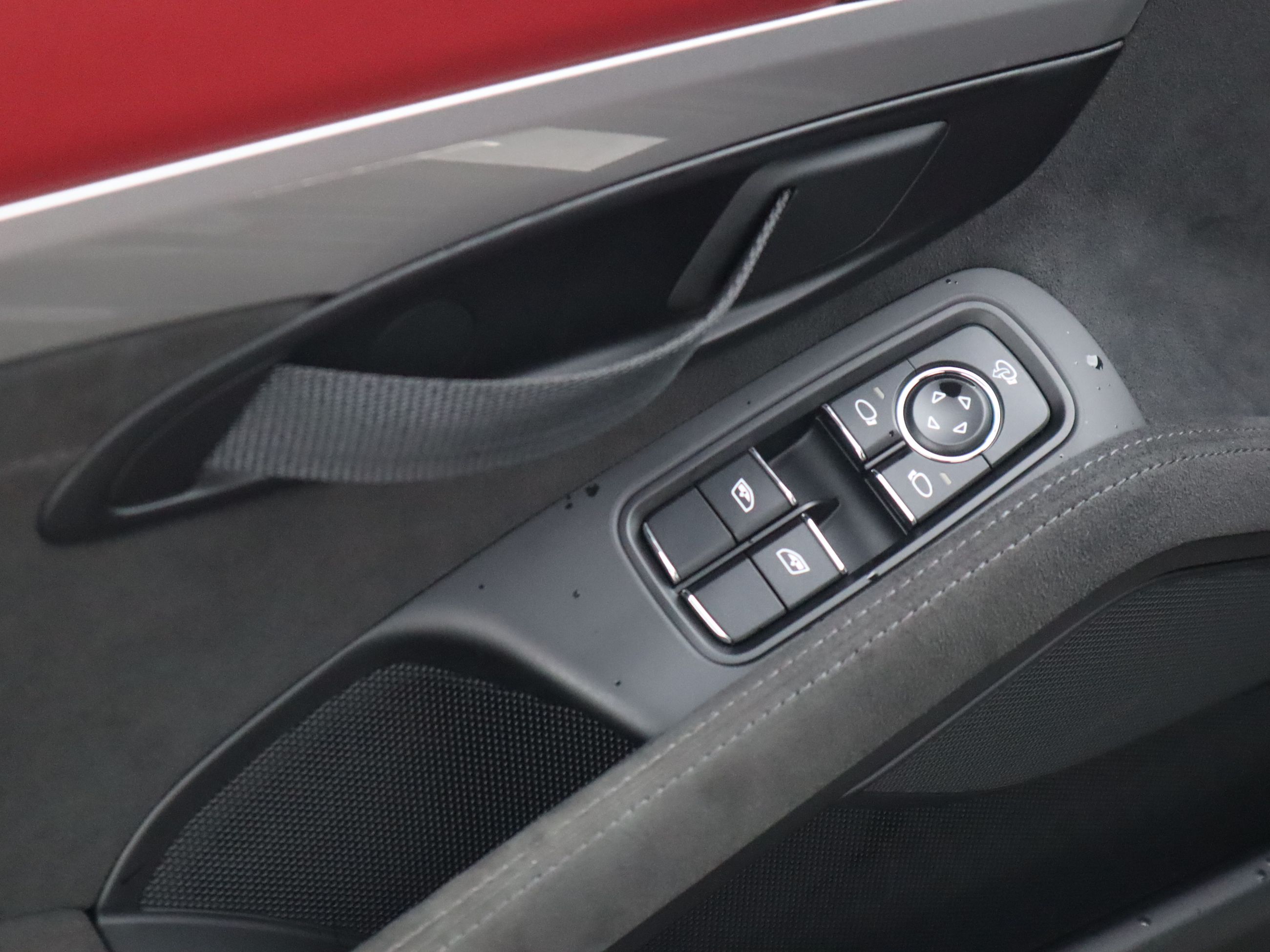 2021 Porsche 718 Spyder in Vancouver, British Columbia