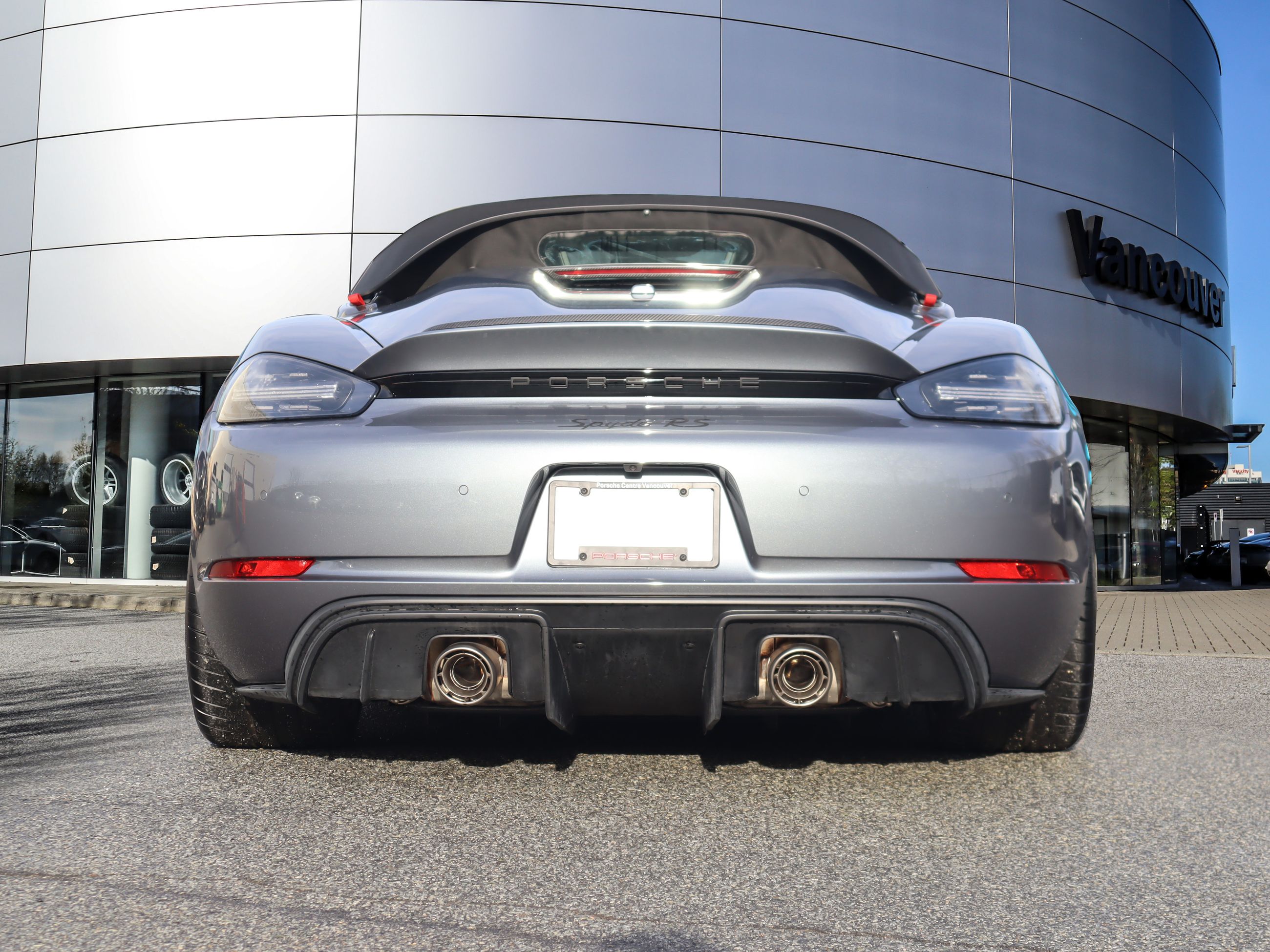 Porsche 718 Spyder  2024 à Vancouver, Colombie-Britannique