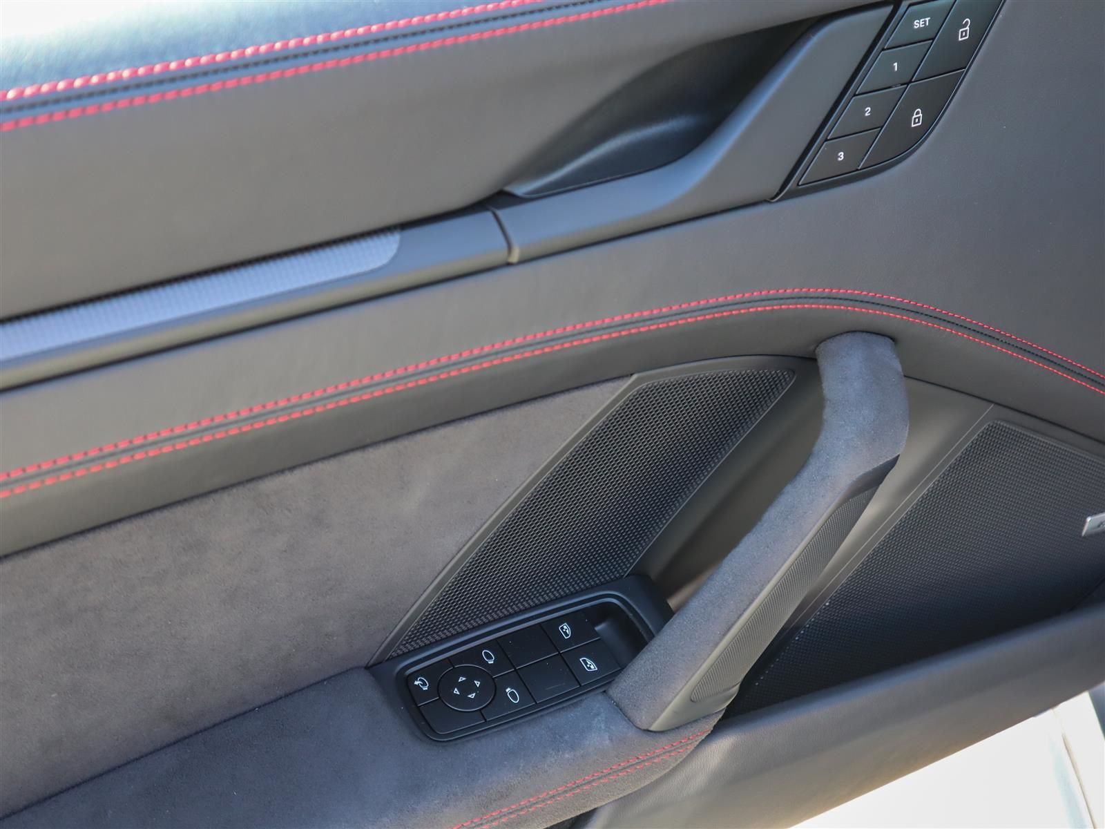 2022 Porsche 911 in Vancouver, British Columbia