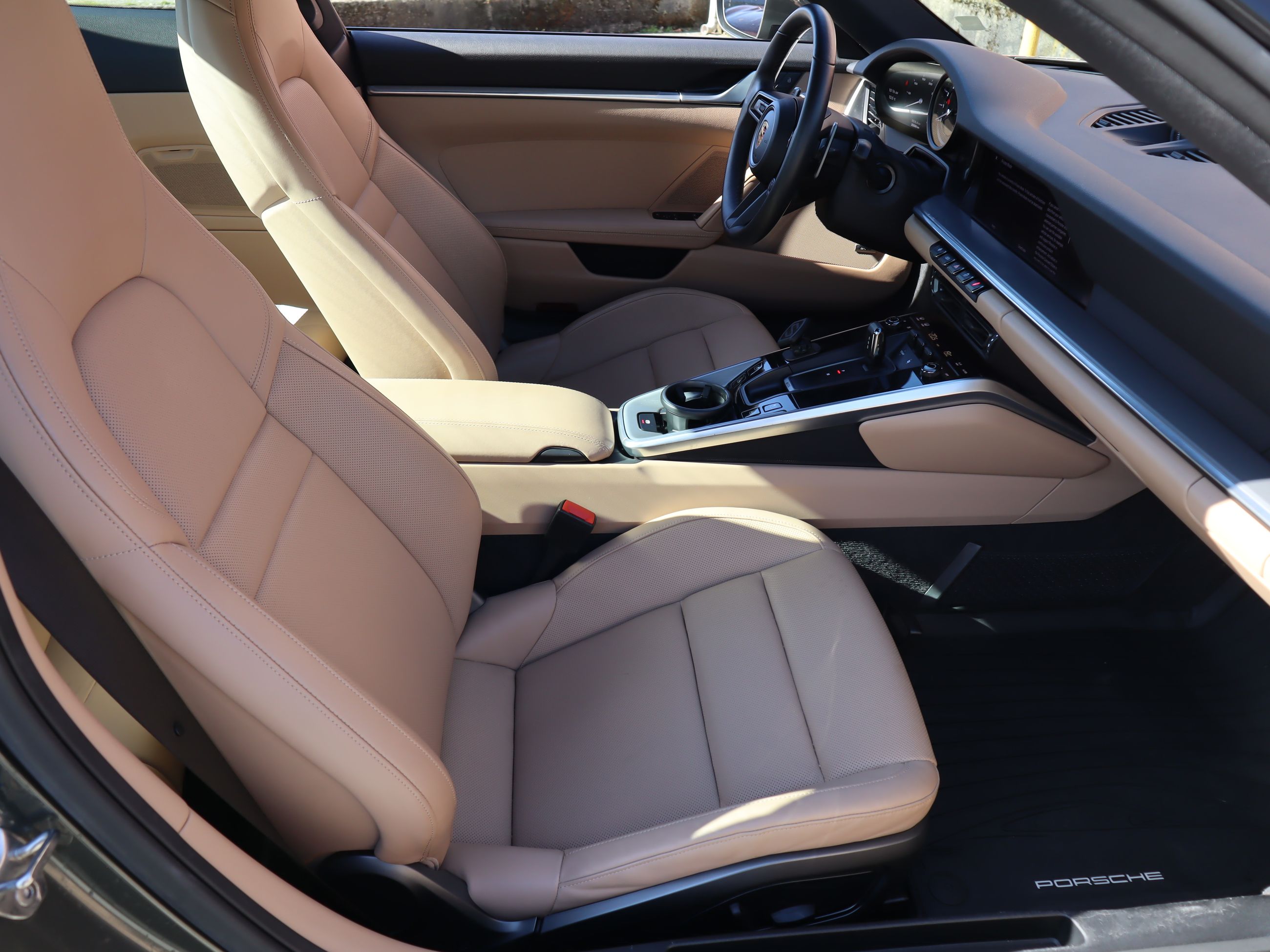 2022 Porsche 911 in Vancouver, British Columbia