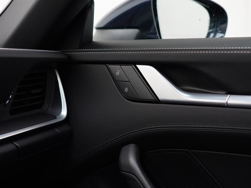 2022 Porsche 911 in Vancouver, British Columbia
