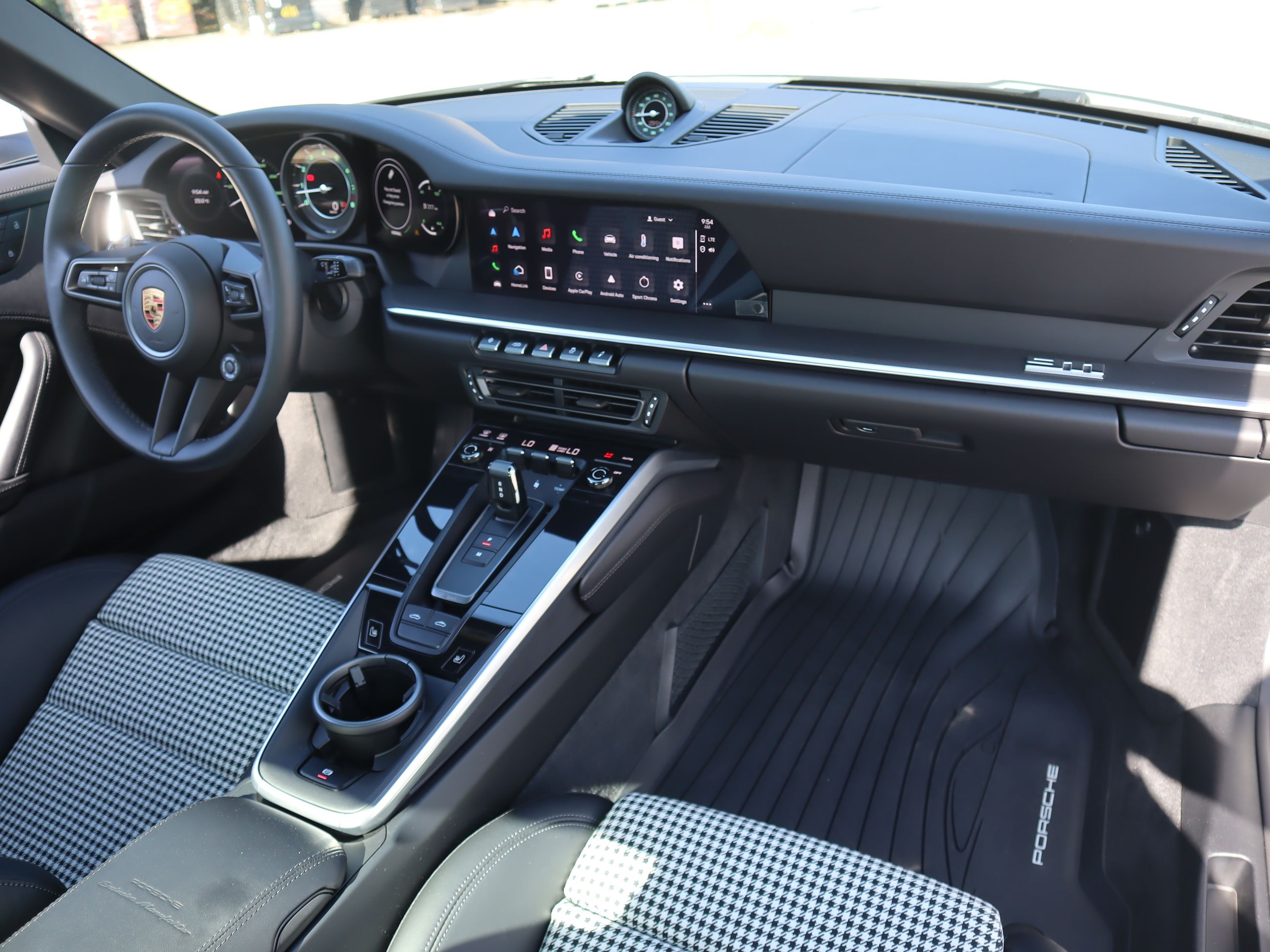 2024 Porsche 911 in Vancouver, British Columbia