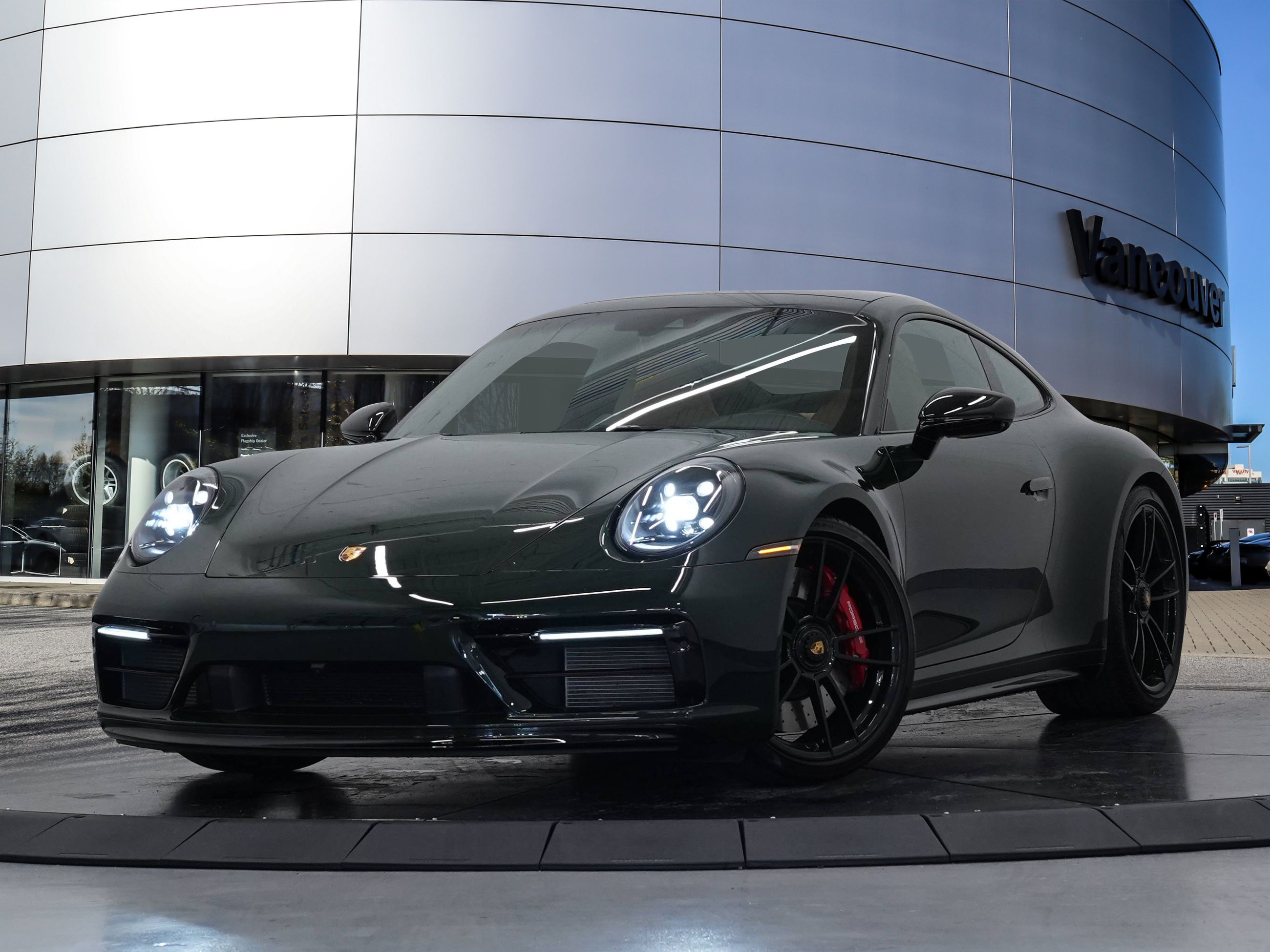 2024 Porsche 911 Carrera 4 GTS Coupe