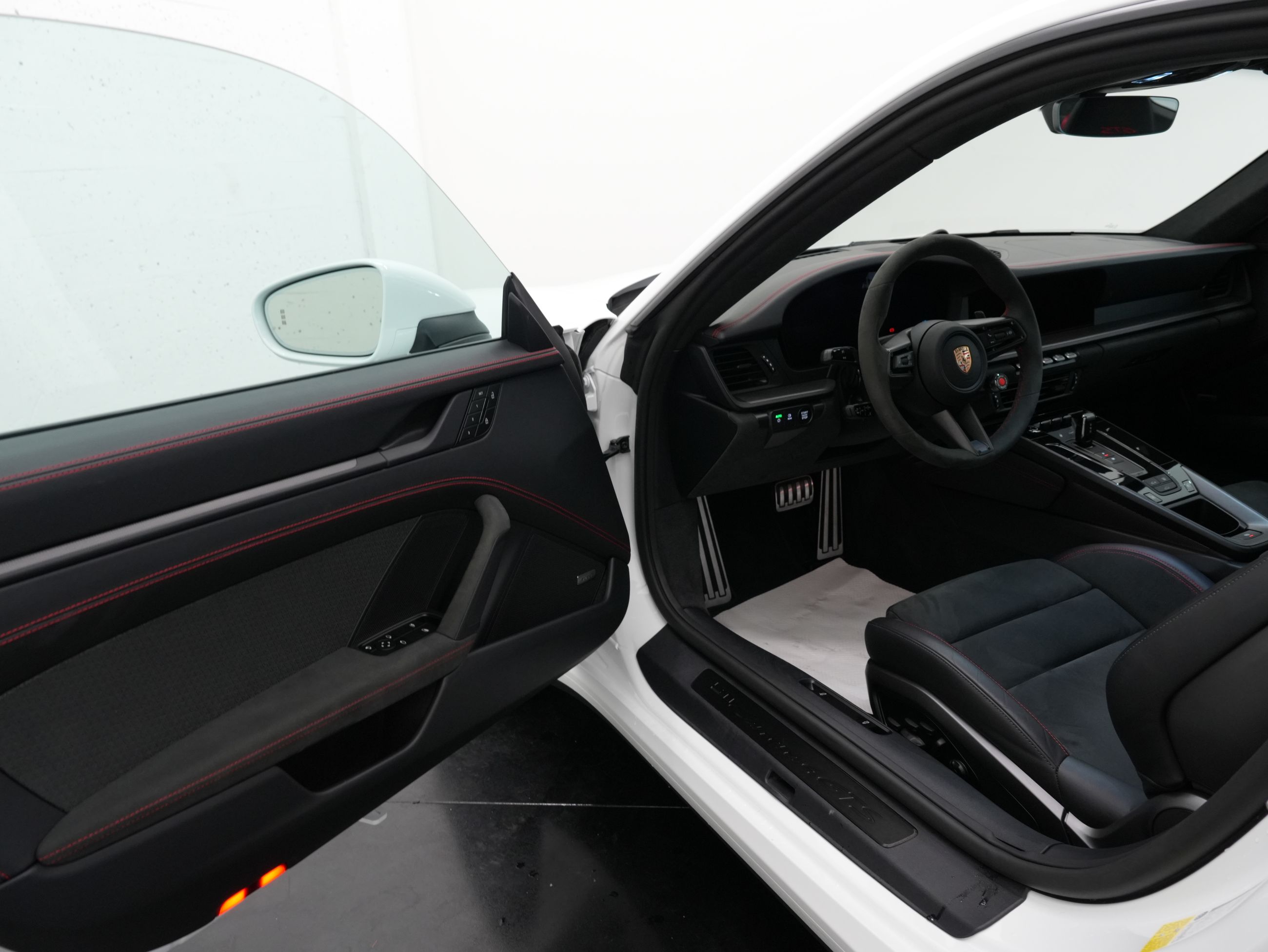 2025 Porsche 911 in Vancouver, British Columbia