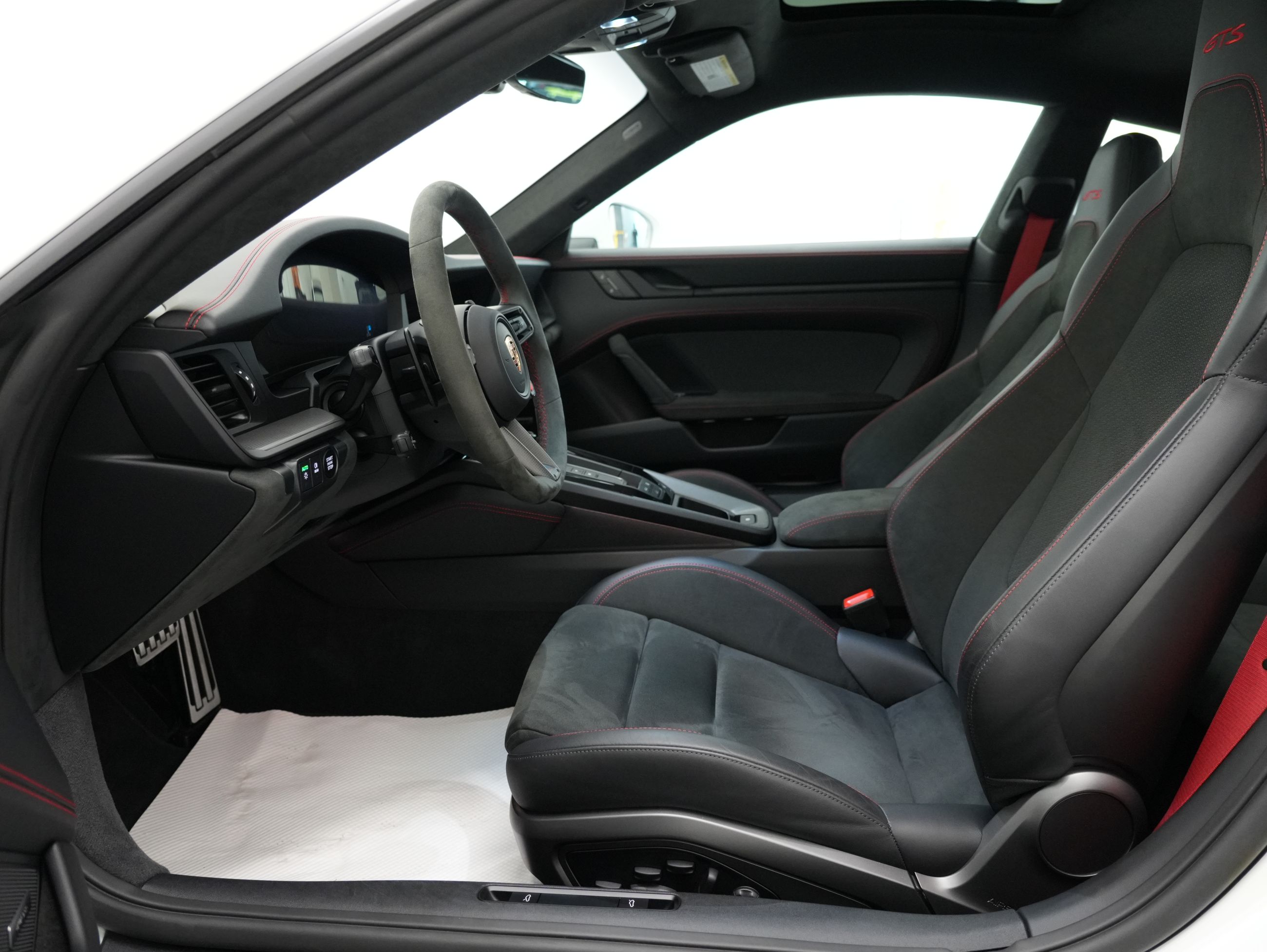 2025 Porsche 911 in Vancouver, British Columbia