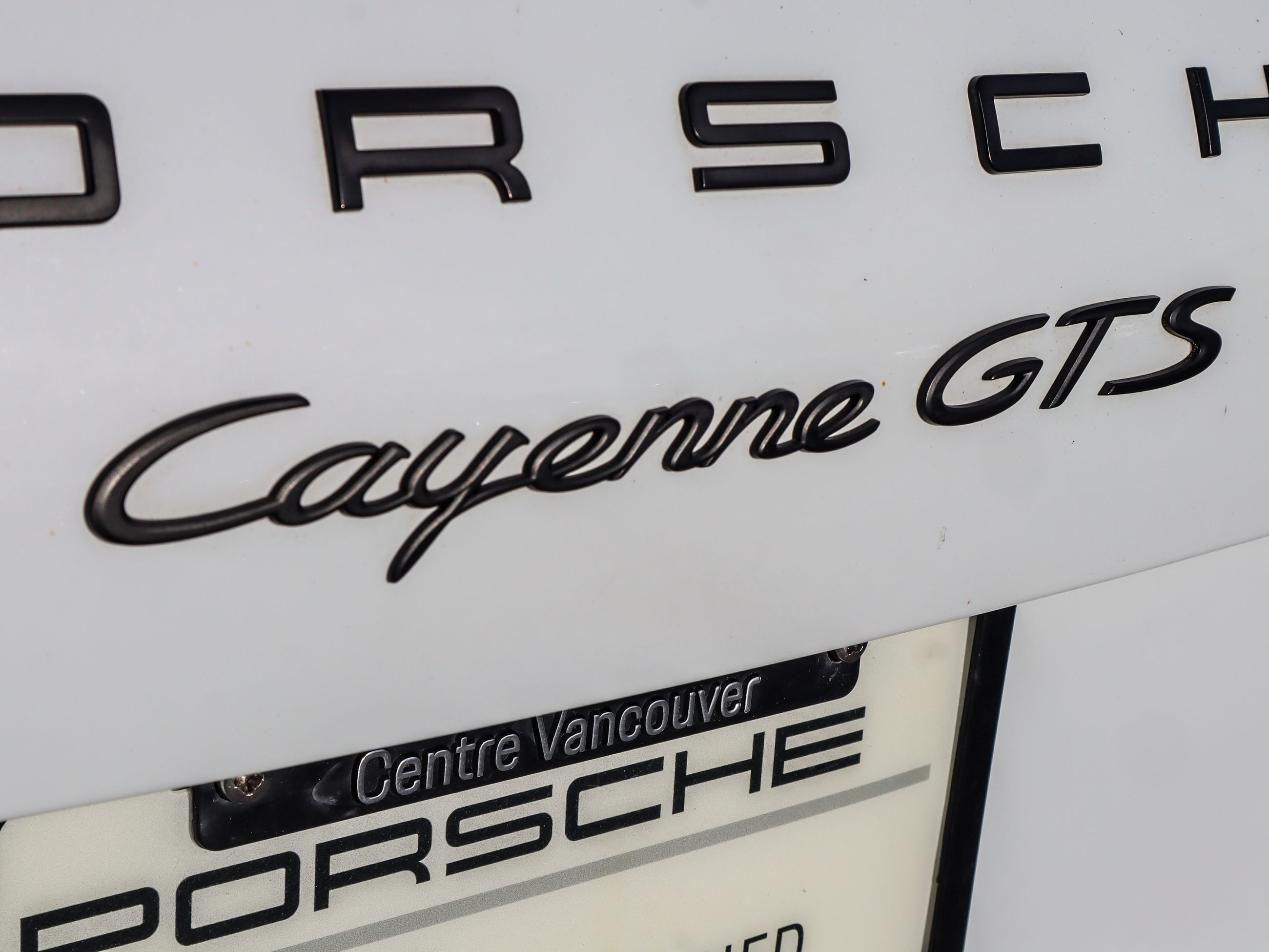 2016 Porsche Cayenne in Vancouver, British Columbia