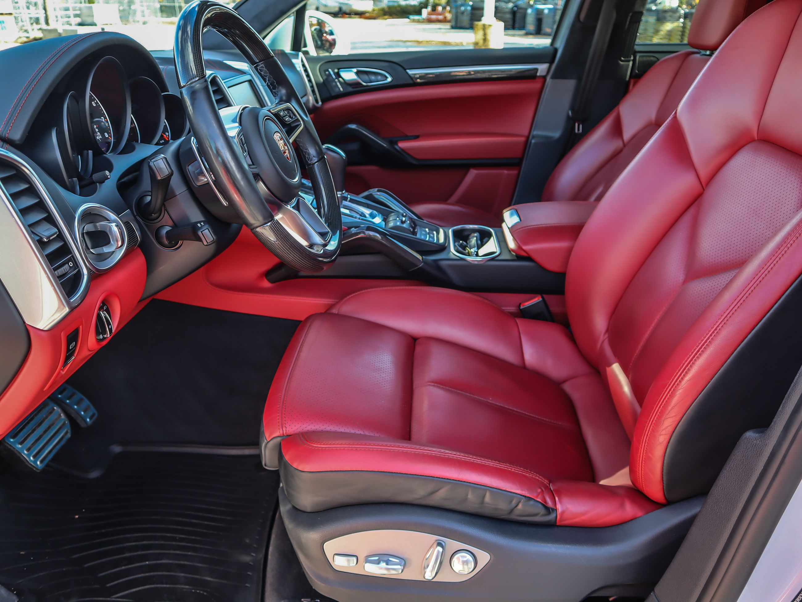 2016 Porsche Cayenne in Vancouver, British Columbia
