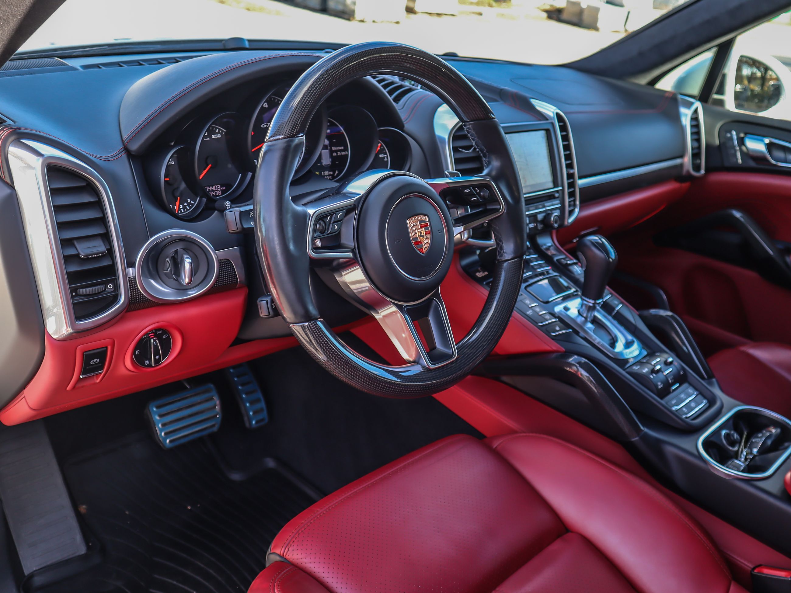 2016 Porsche Cayenne in Vancouver, British Columbia