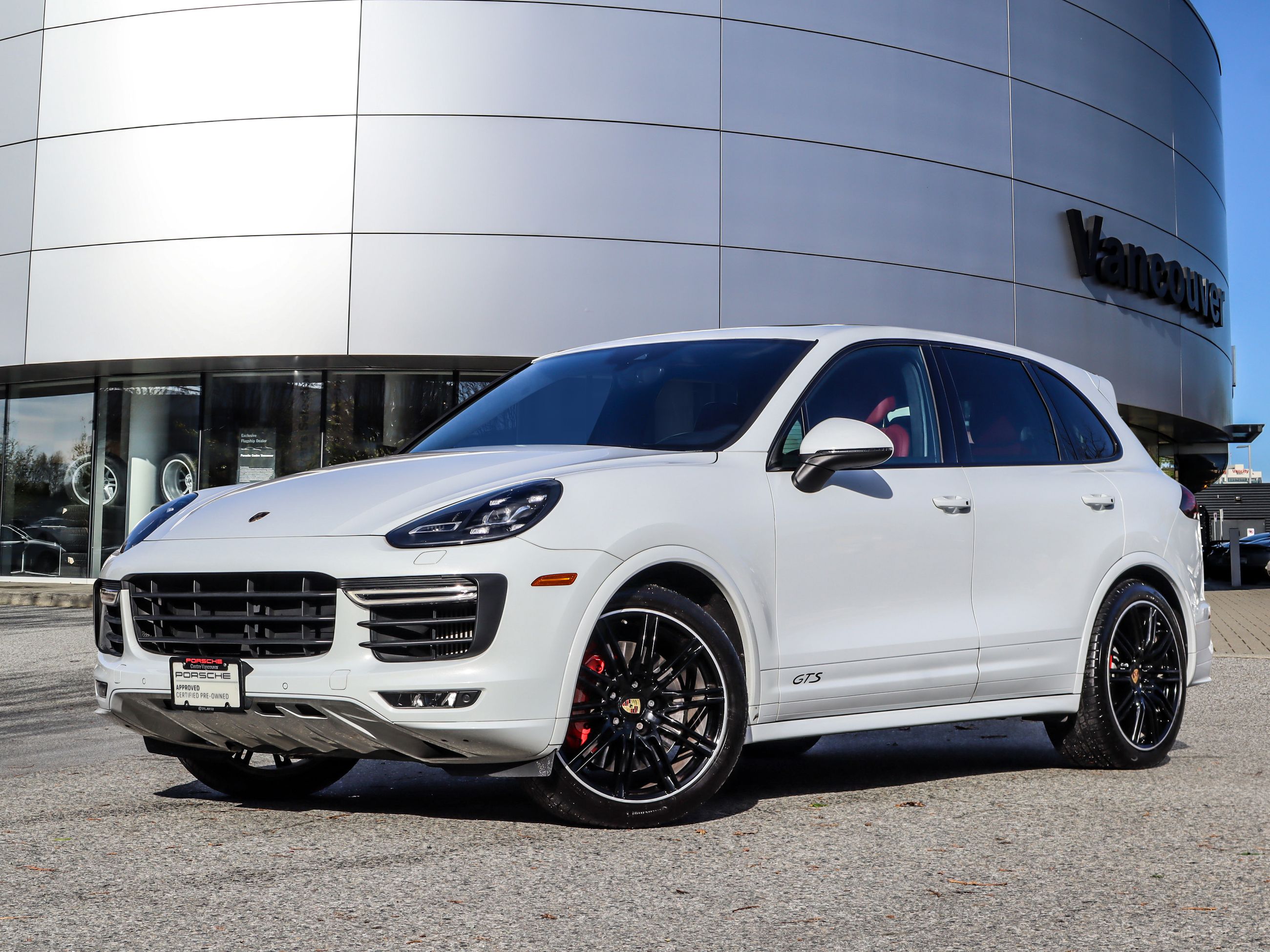 2016 Porsche Cayenne in Vancouver, British Columbia