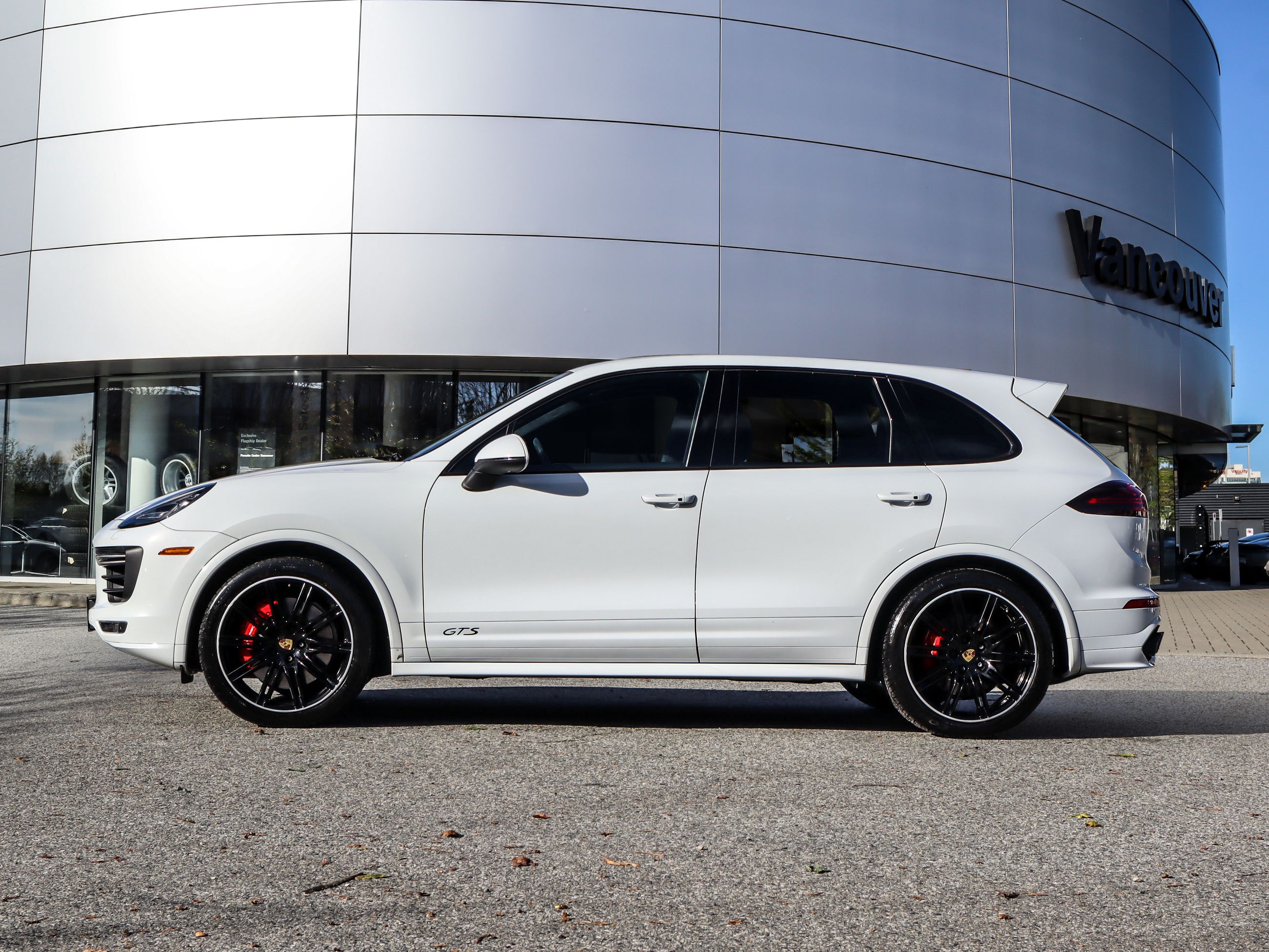 2016 Porsche Cayenne in Vancouver, British Columbia