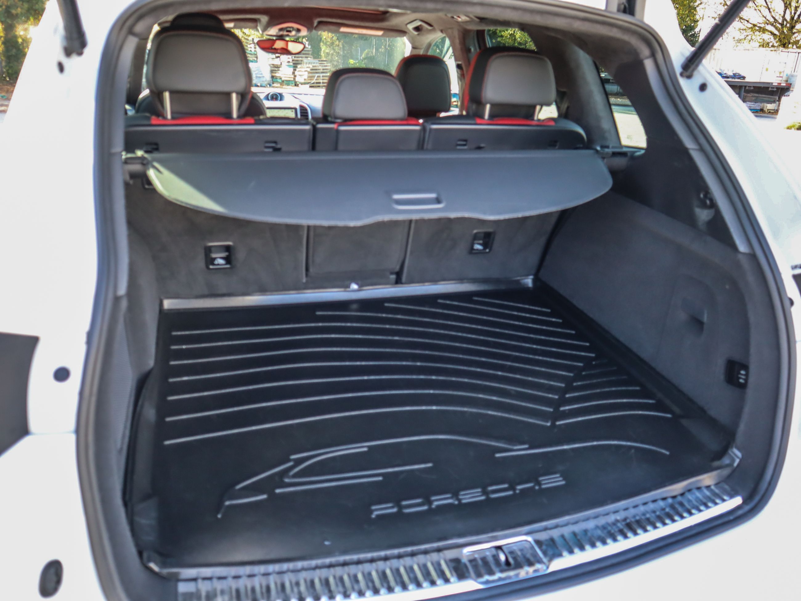 2016 Porsche Cayenne in Vancouver, British Columbia