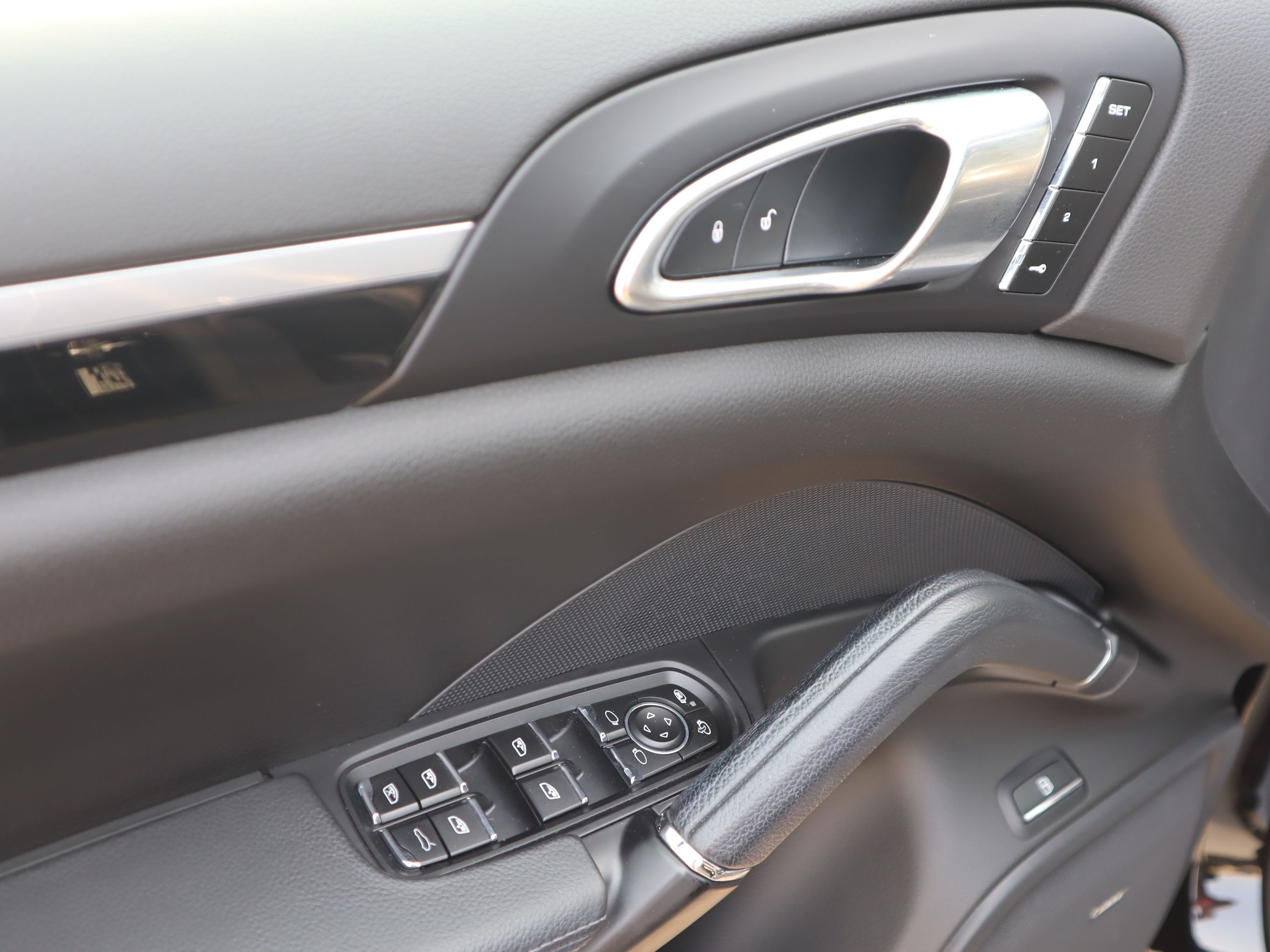 2017 Porsche Cayenne in Vancouver, British Columbia