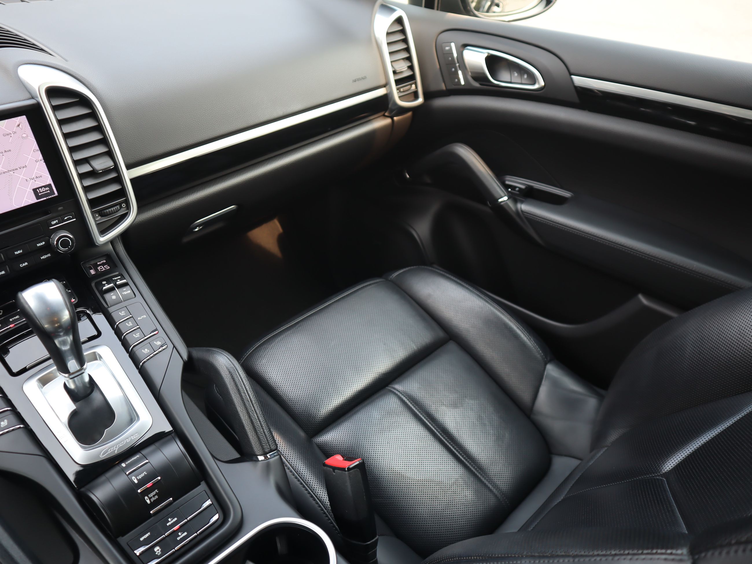 2017 Porsche Cayenne in Vancouver, British Columbia
