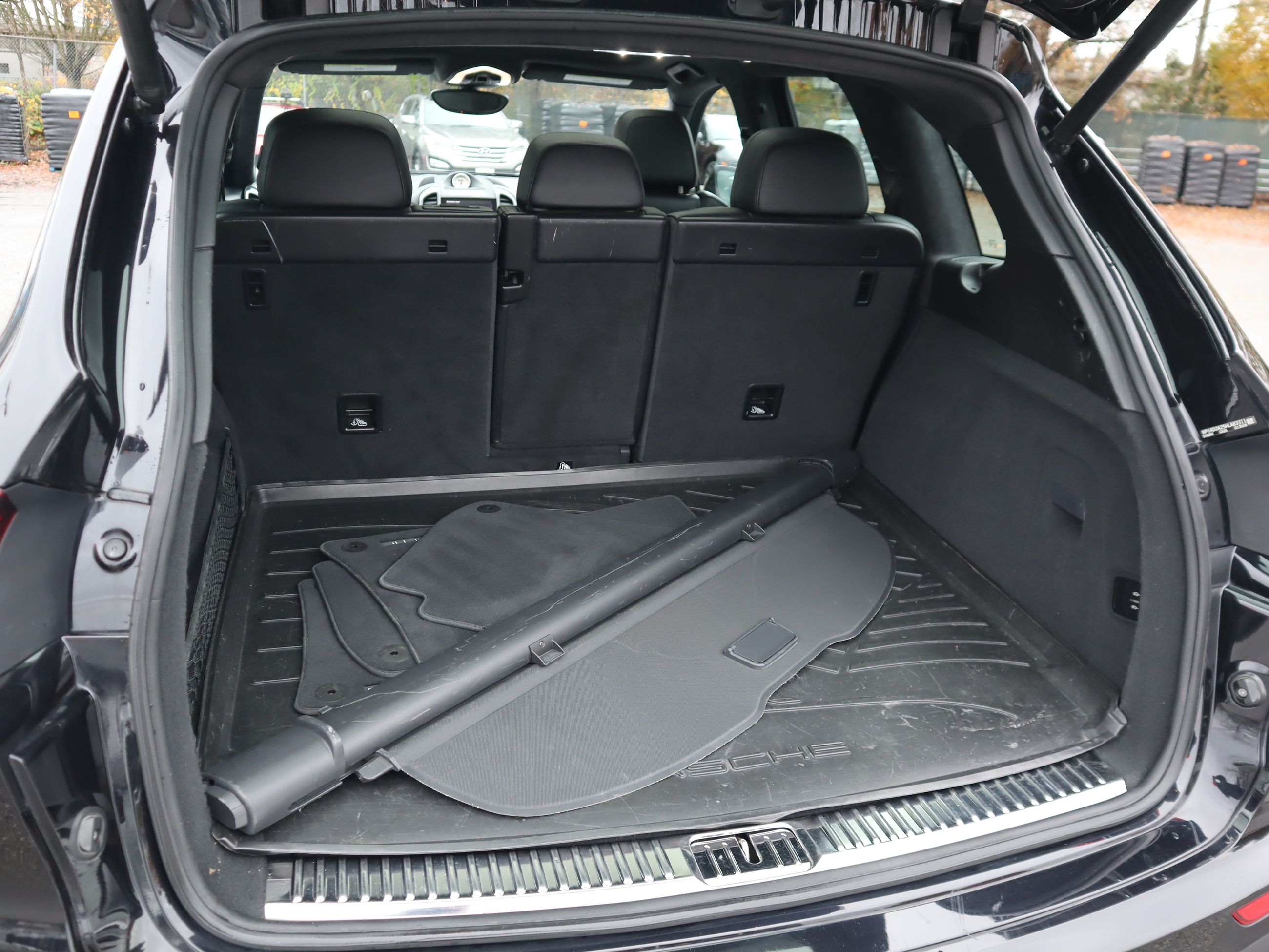 2017 Porsche Cayenne in Vancouver, British Columbia