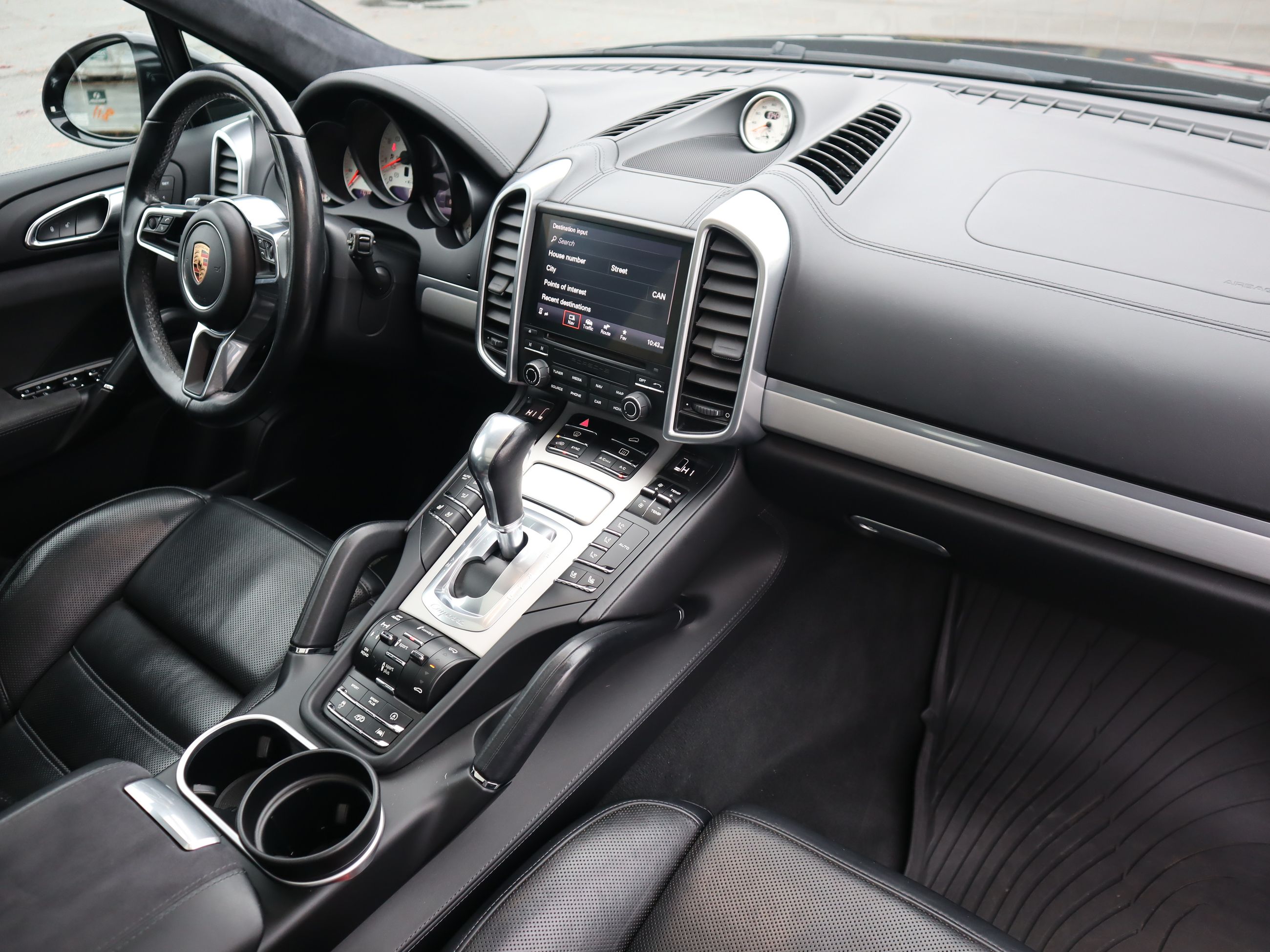 2017 Porsche Cayenne in Vancouver, British Columbia