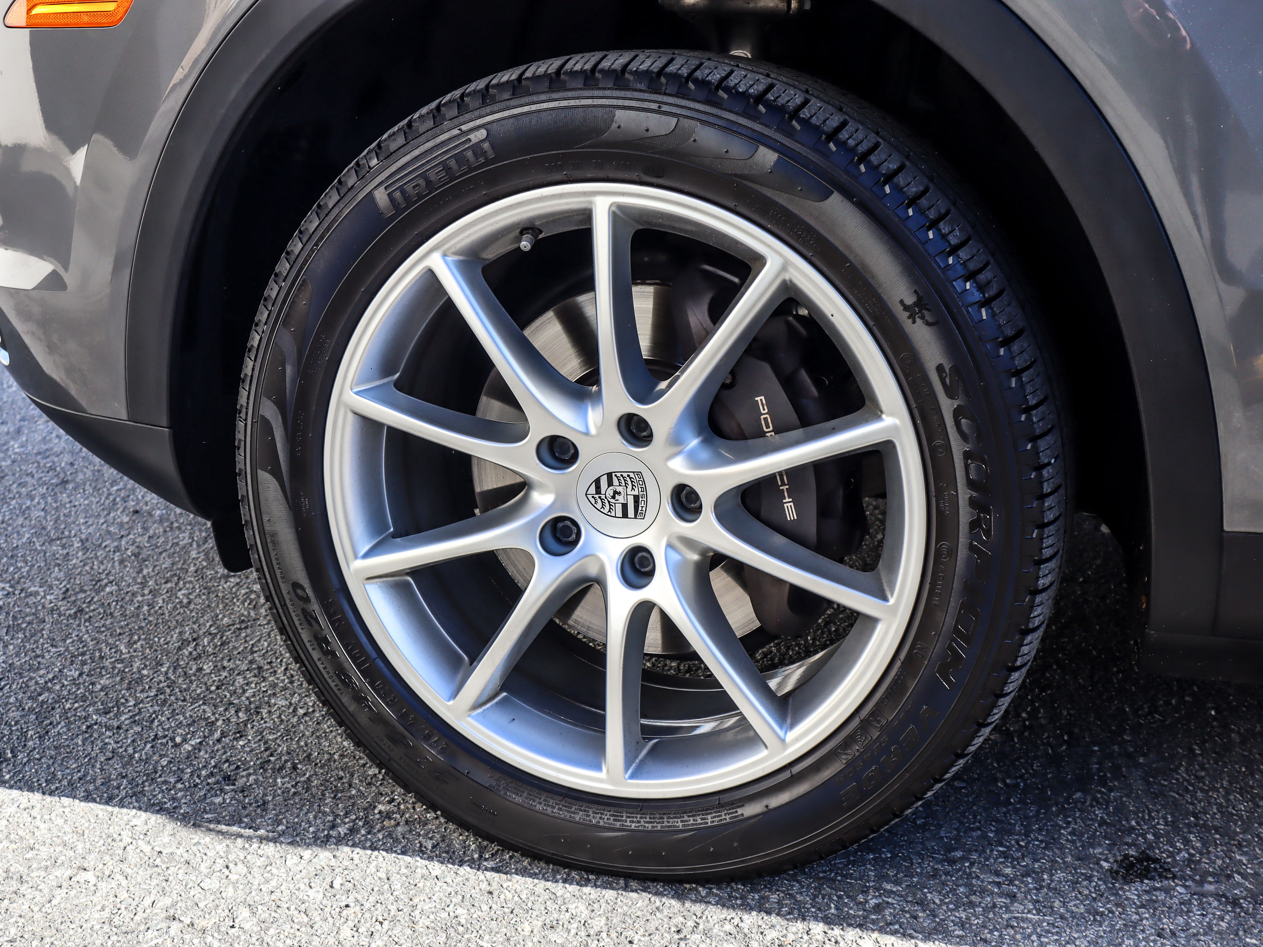 Porsche Cayenne  2019 à Vancouver, Colombie-Britannique