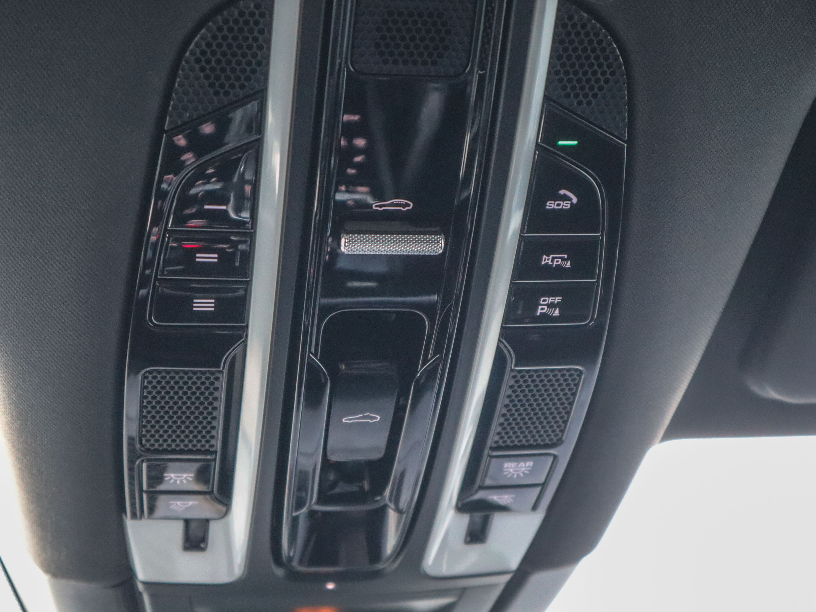 Porsche Cayenne  2019 à Vancouver, Colombie-Britannique