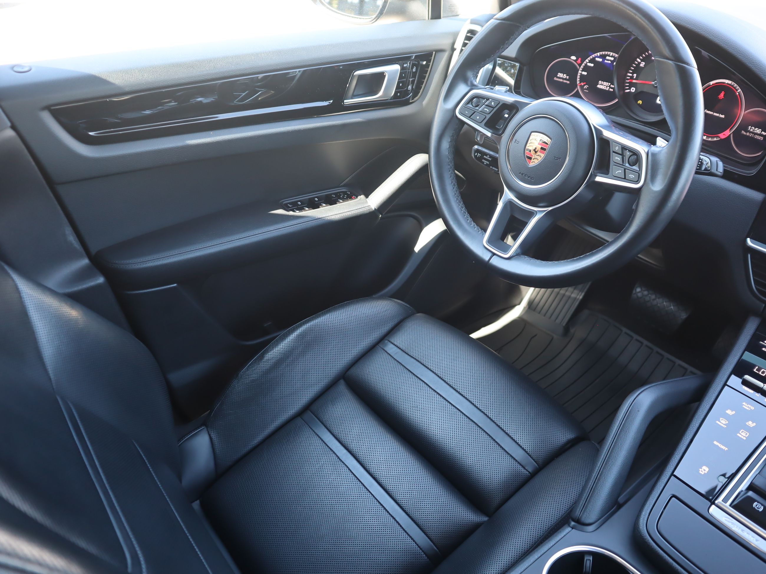 2019 Porsche Cayenne in Vancouver, British Columbia