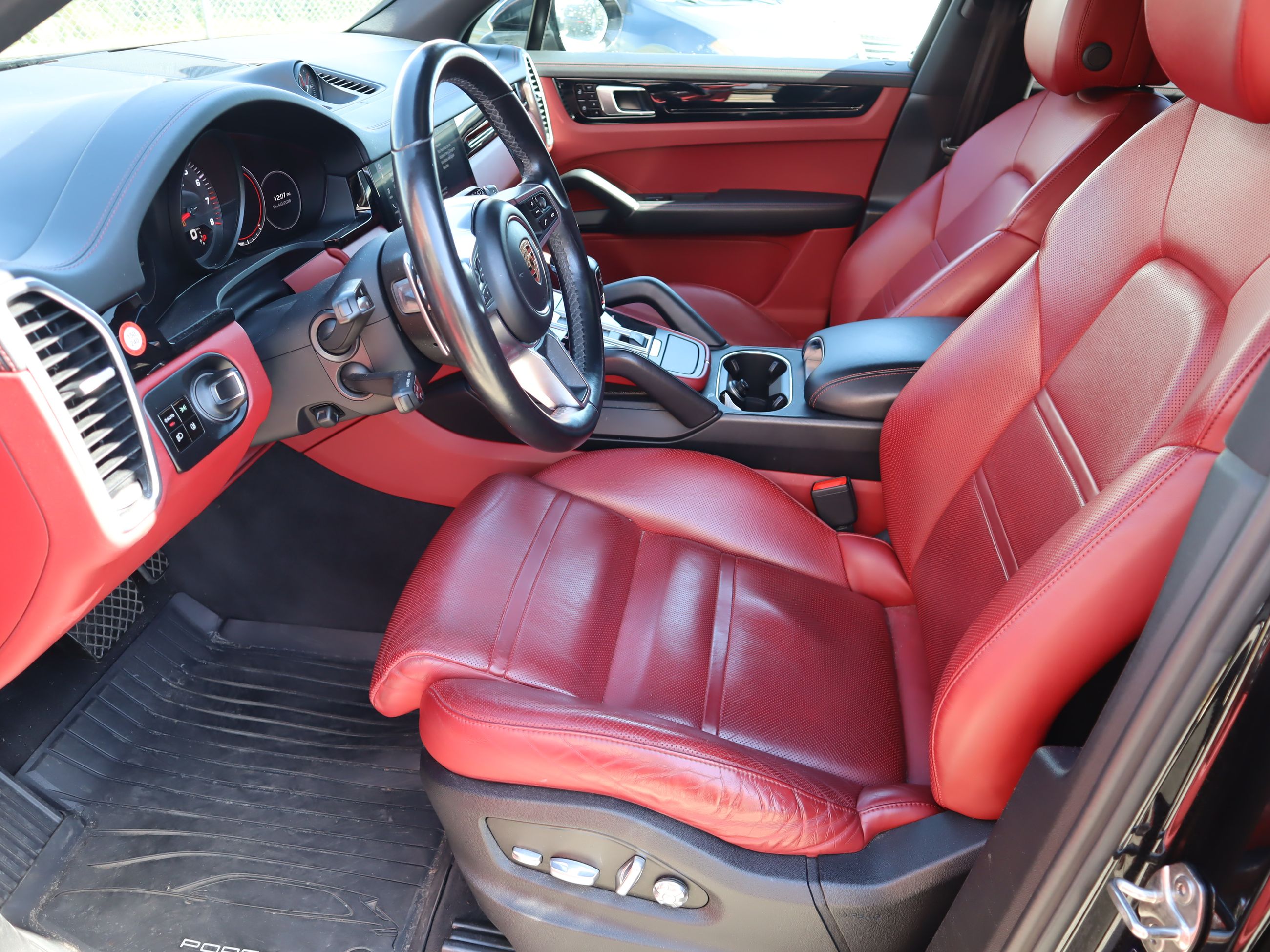 2019 Porsche Cayenne in Vancouver, British Columbia