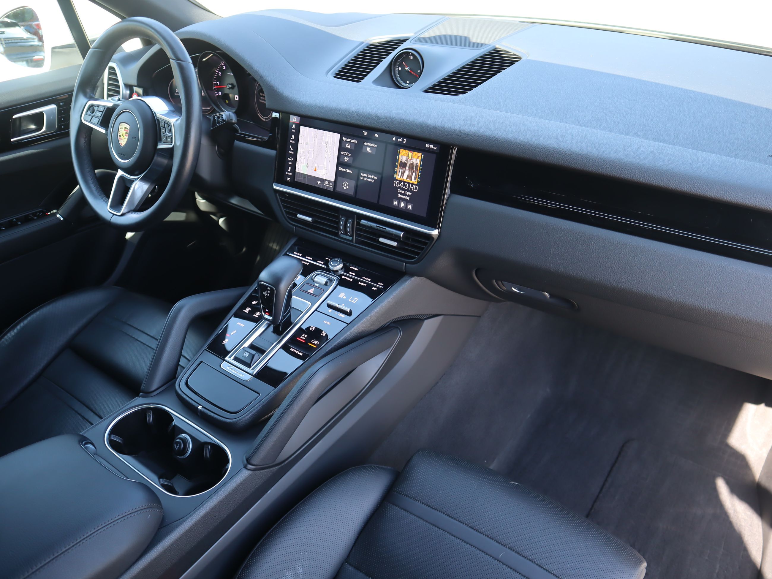 2020 Porsche Cayenne in Vancouver, British Columbia