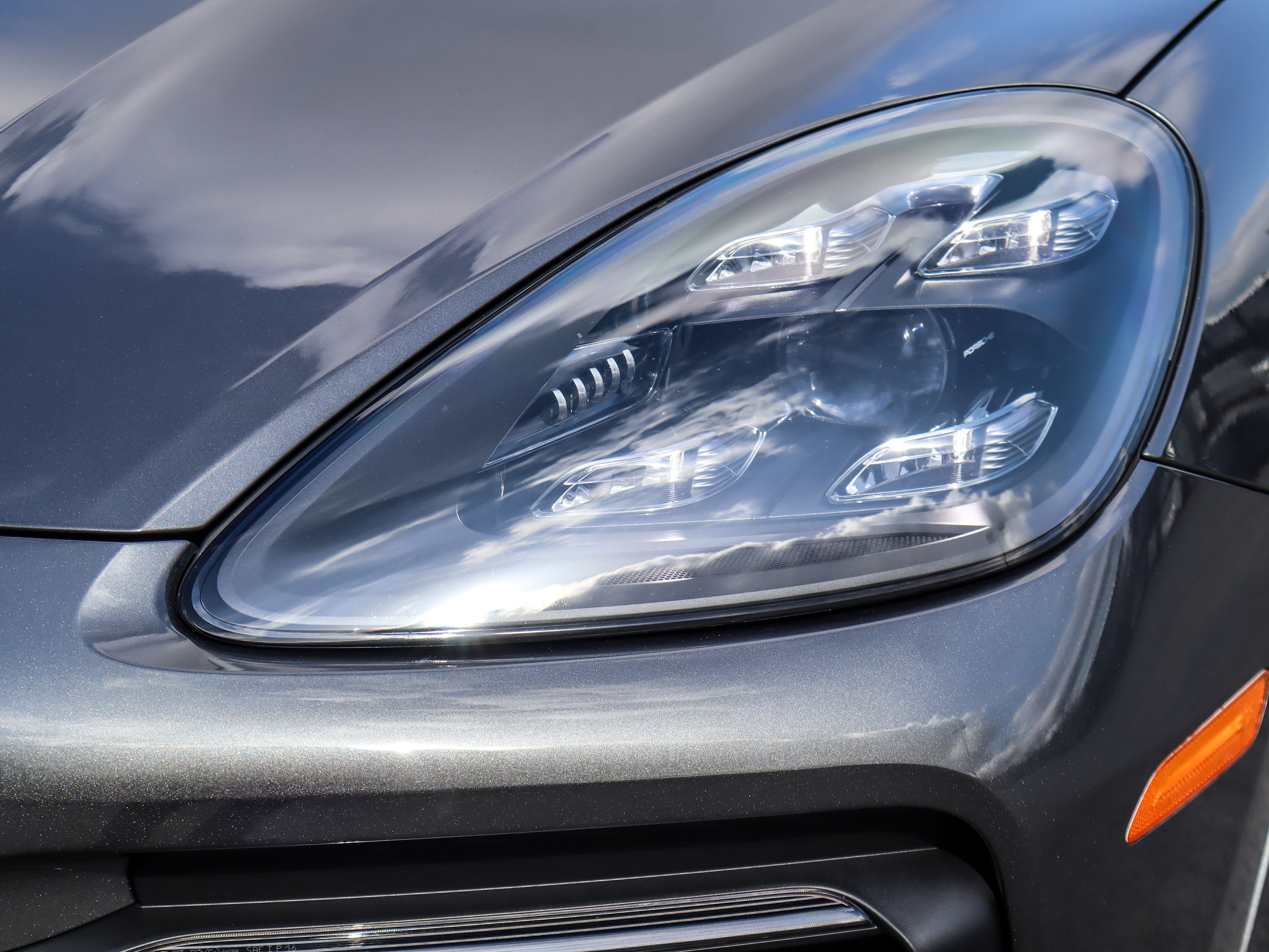 2021 Porsche Cayenne in Vancouver, British Columbia