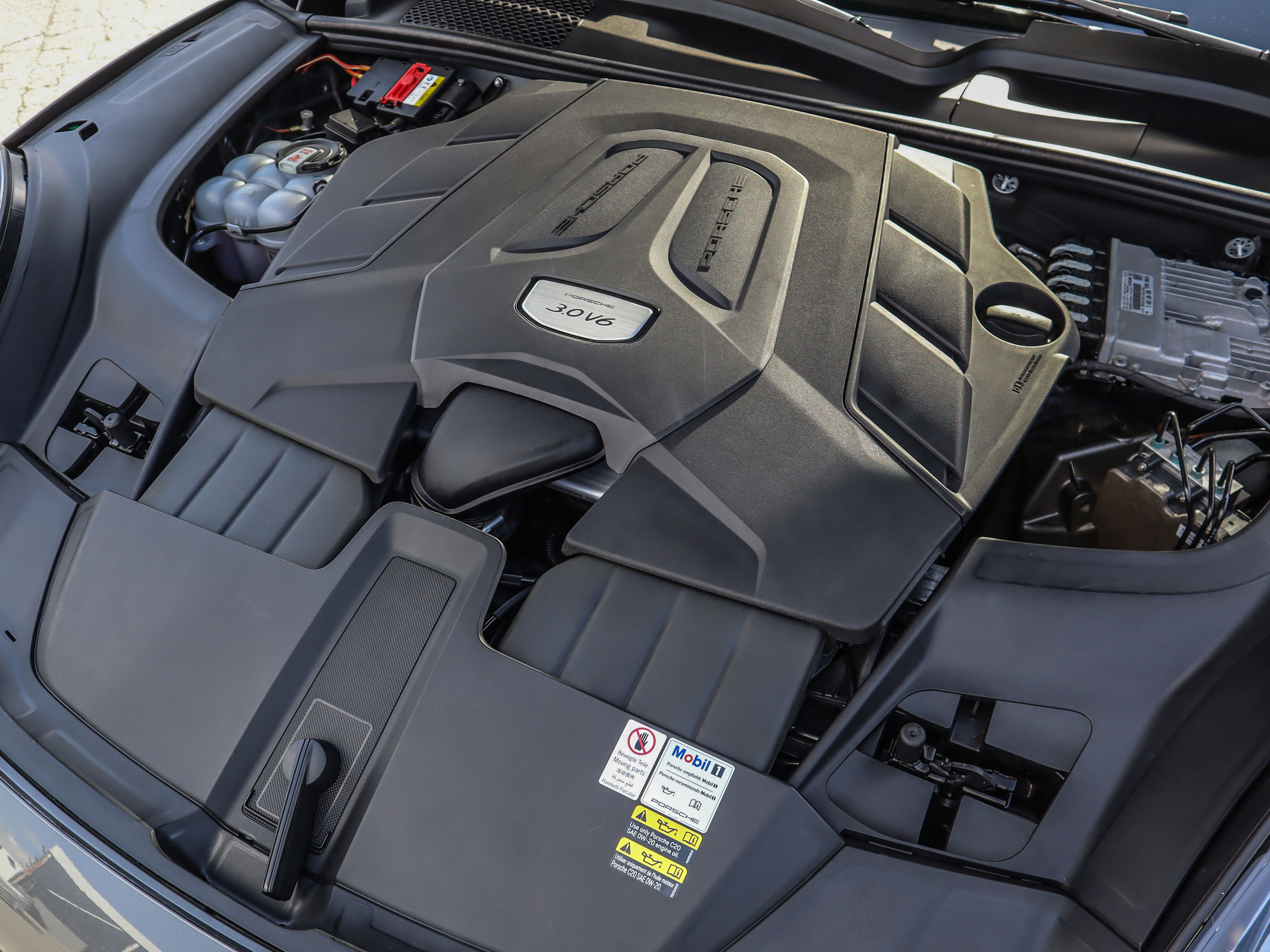 2021 Porsche Cayenne in Vancouver, British Columbia