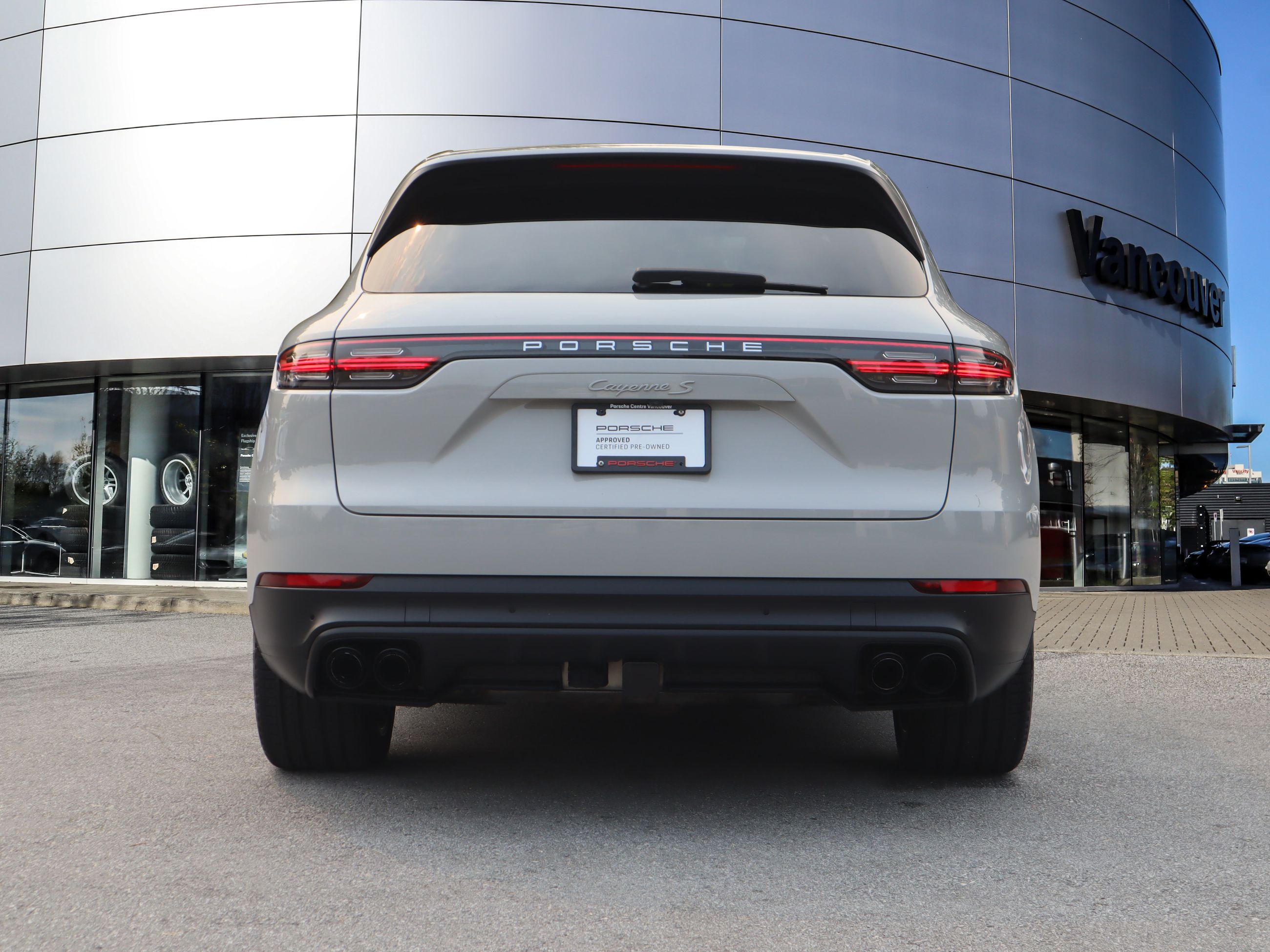 2021 Porsche Cayenne in Vancouver, British Columbia