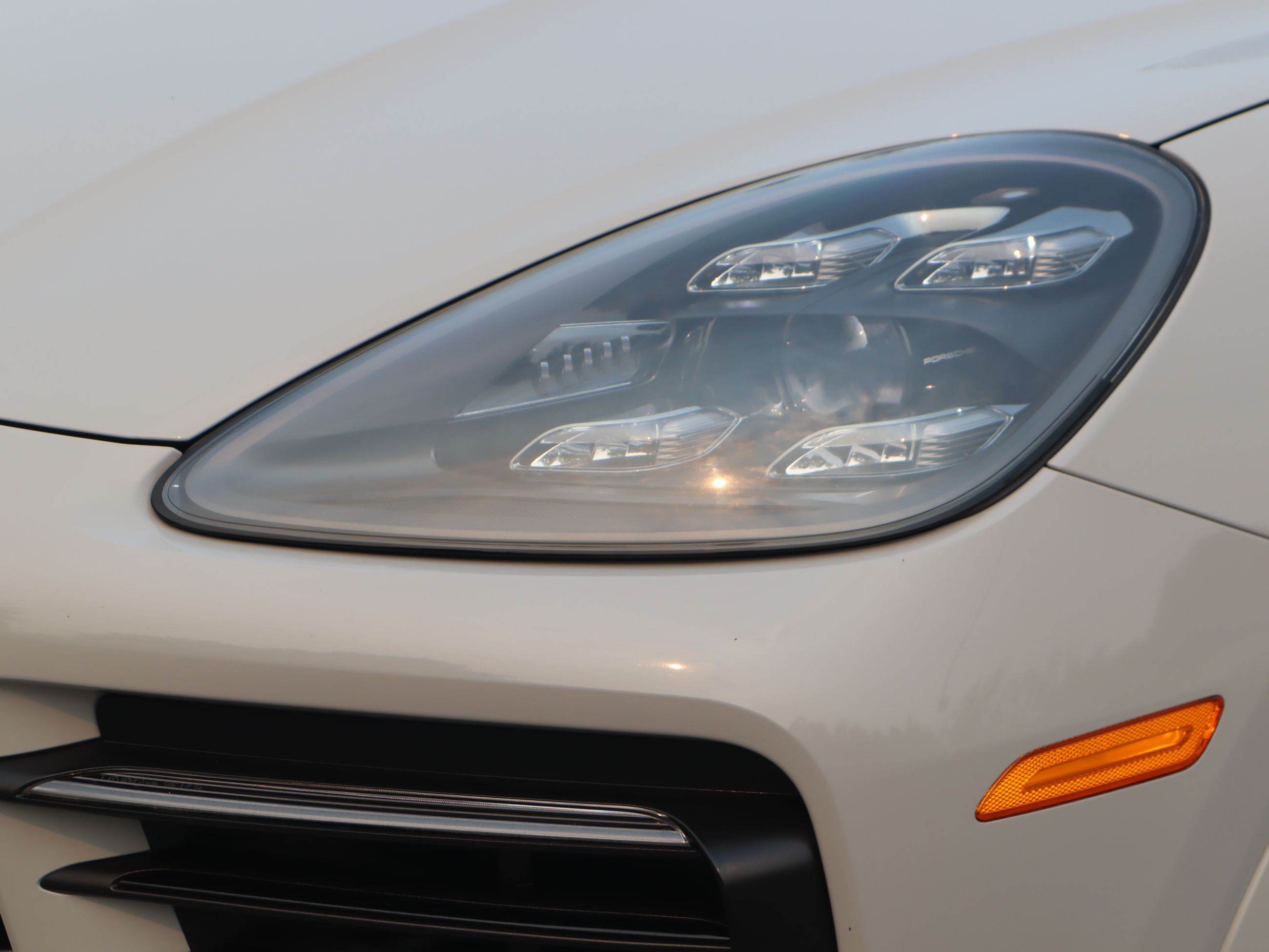 2021 Porsche Cayenne in Vancouver, British Columbia