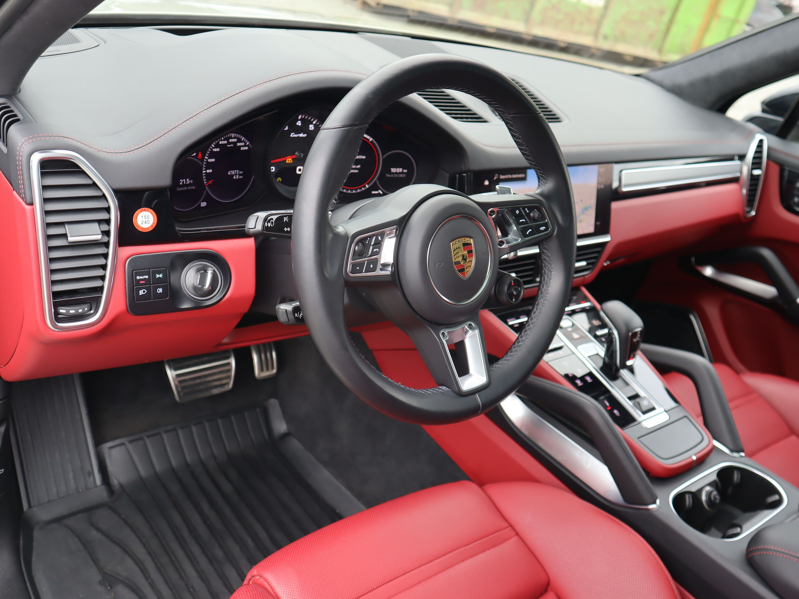 2022 Porsche Cayenne in Vancouver, British Columbia