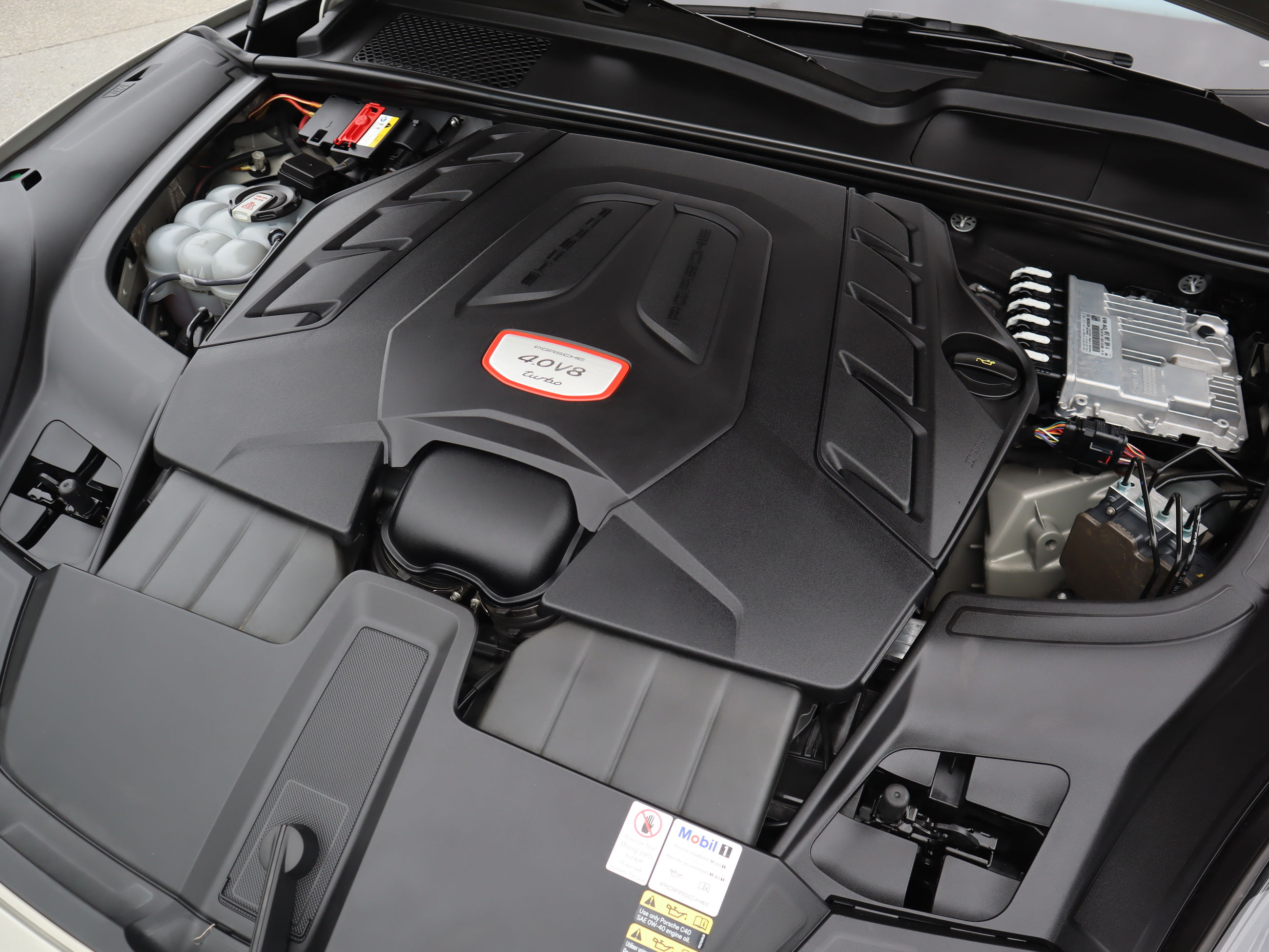 2022 Porsche Cayenne in Vancouver, British Columbia