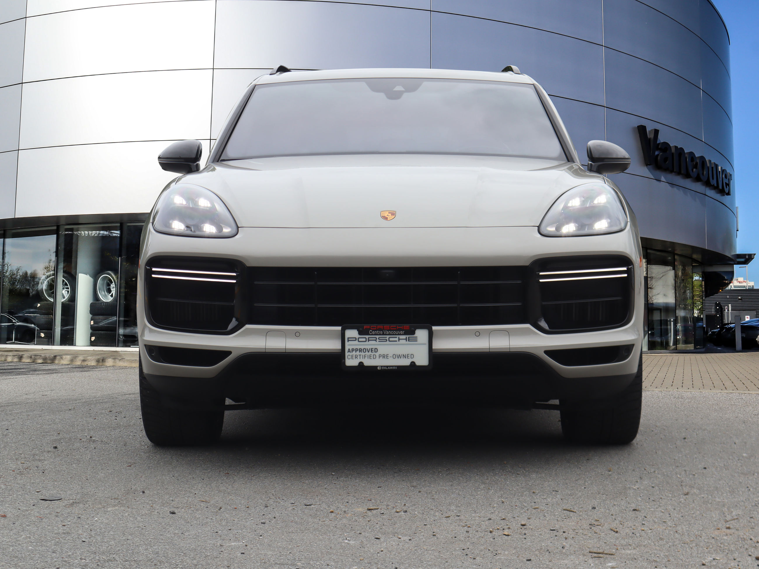 2022 Porsche Cayenne in Vancouver, British Columbia