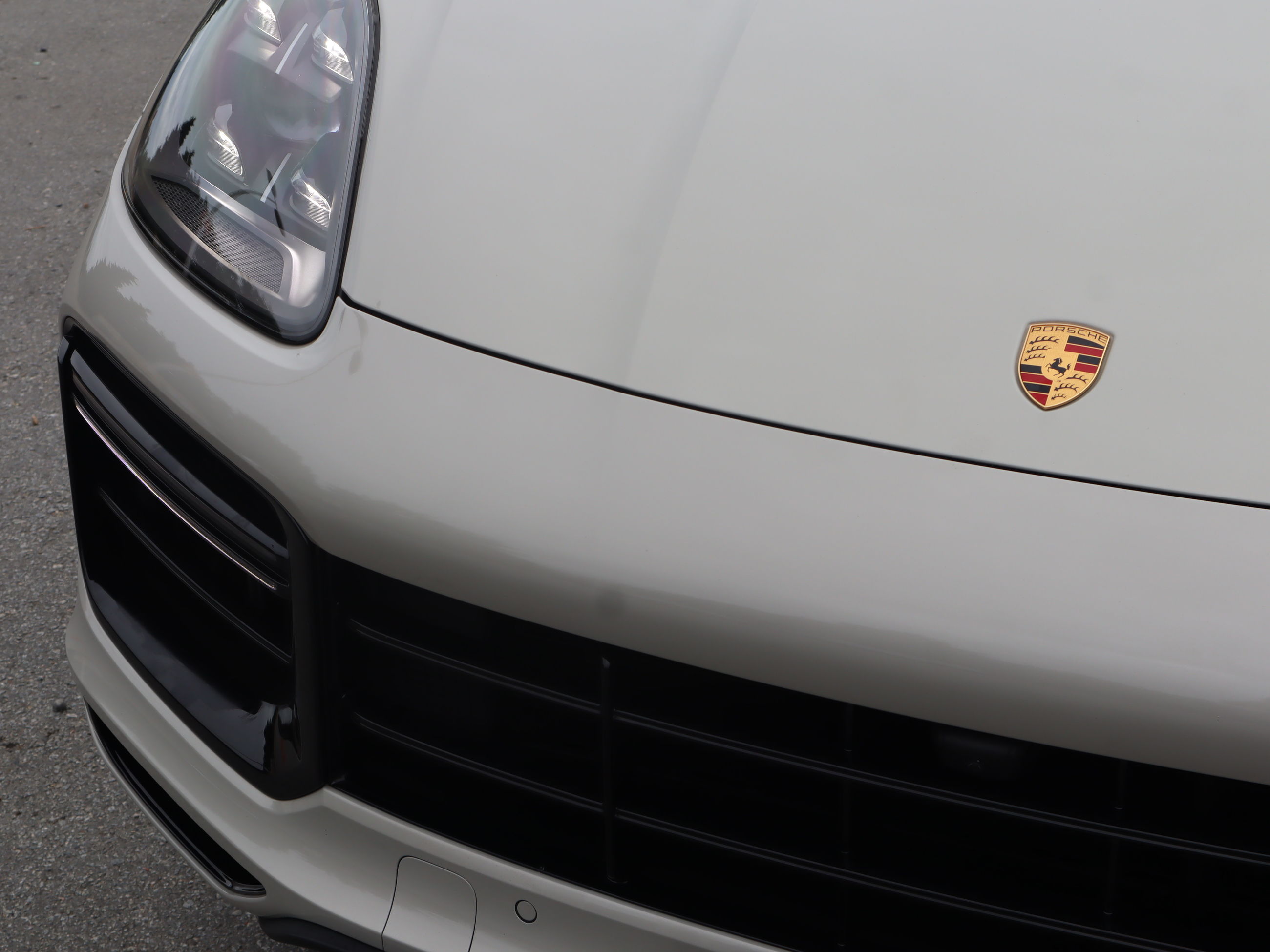 2022 Porsche Cayenne in Vancouver, British Columbia