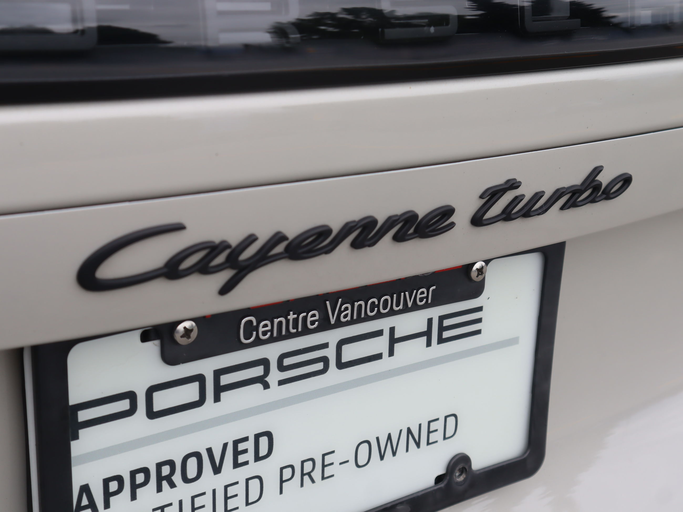 2022 Porsche Cayenne in Vancouver, British Columbia