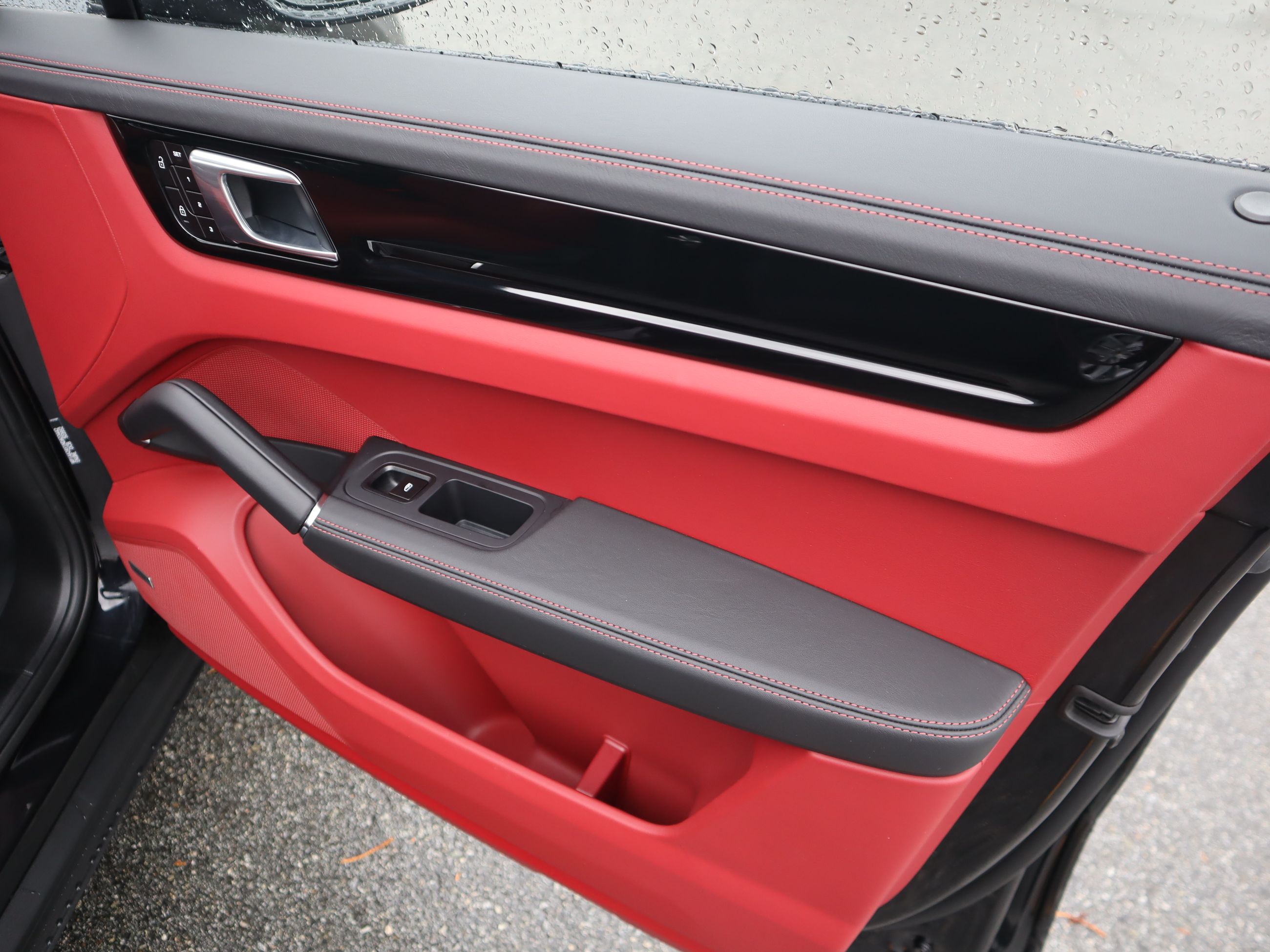 Porsche Cayenne  2022 à Vancouver, Colombie-Britannique